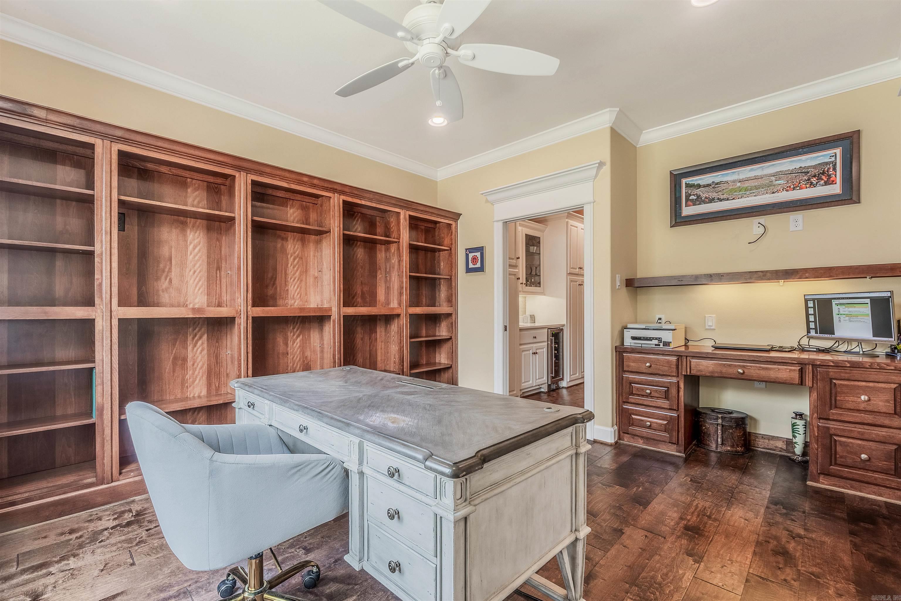 19 Bishop  Little Rock, AR