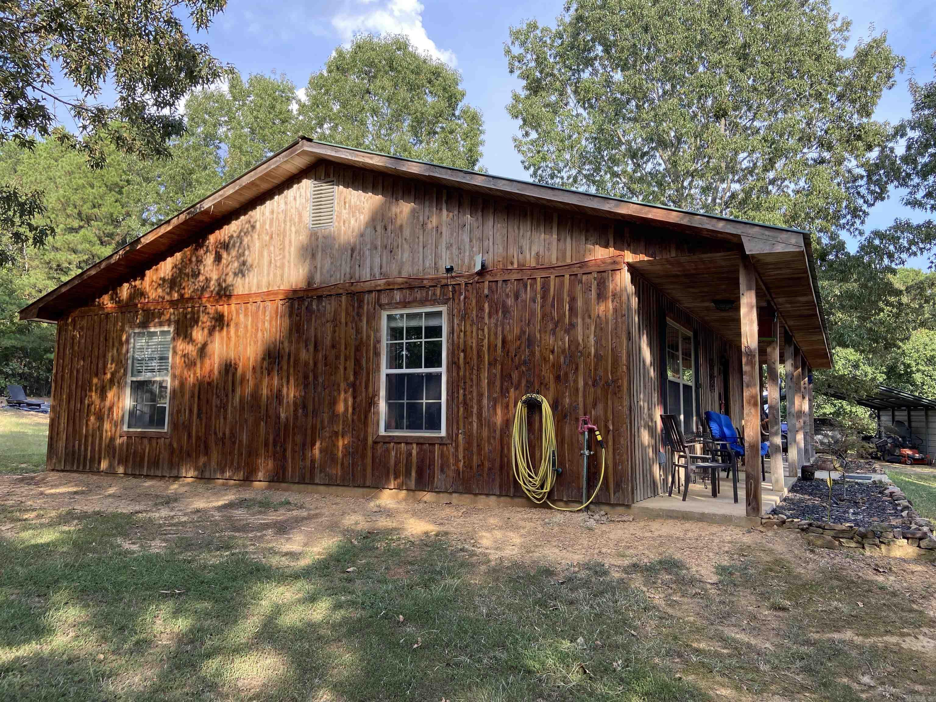 111 Hill  Romance, AR