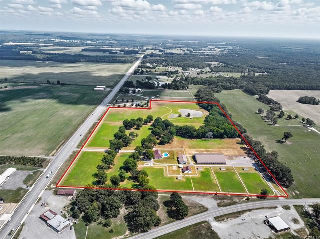 1801 W 64  El Paso, AR