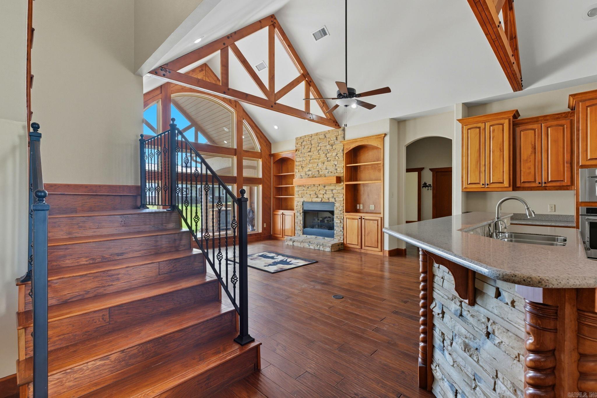 1801 W 64  El Paso, AR