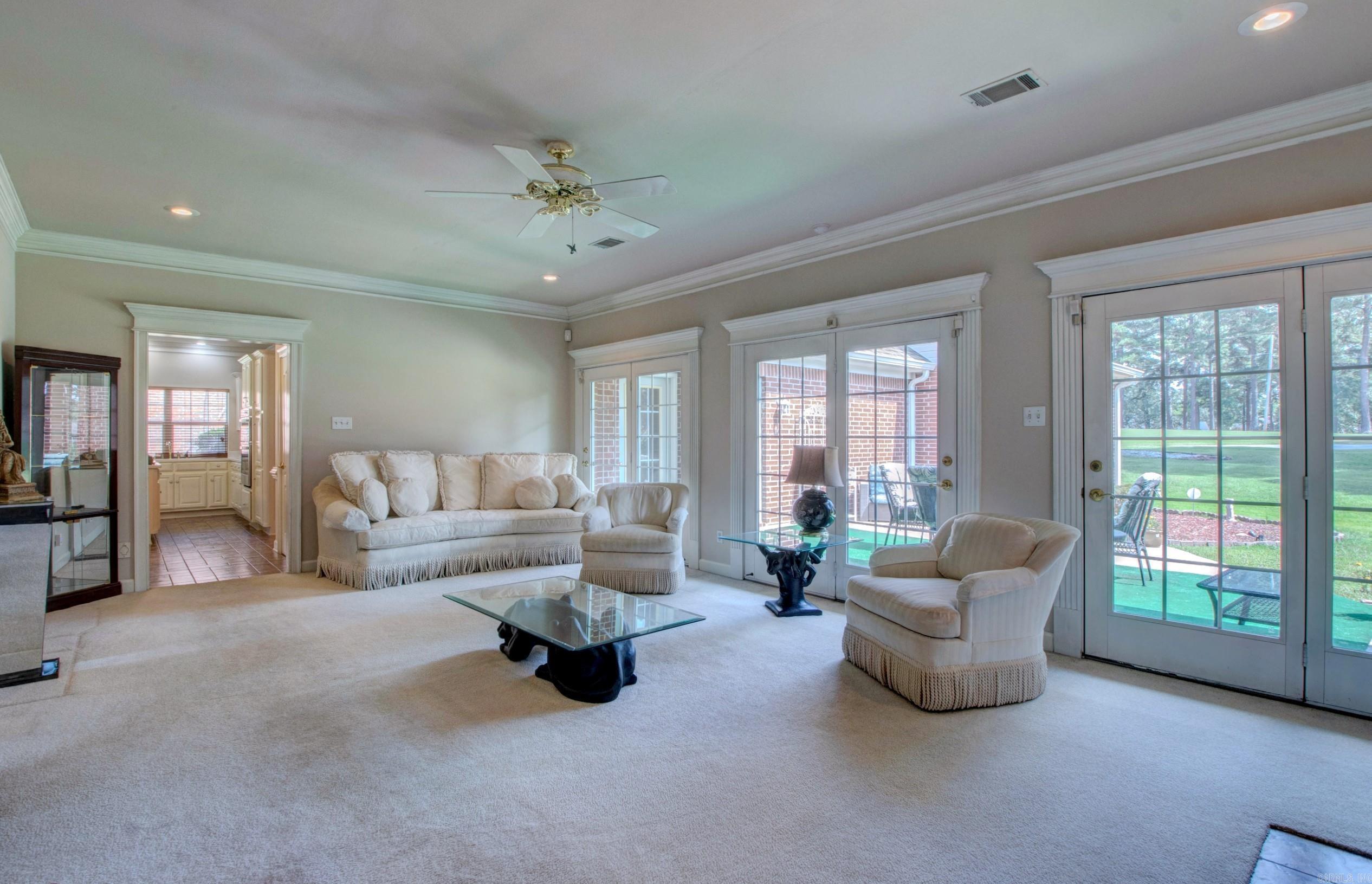 9 Shanna  Maumelle, AR