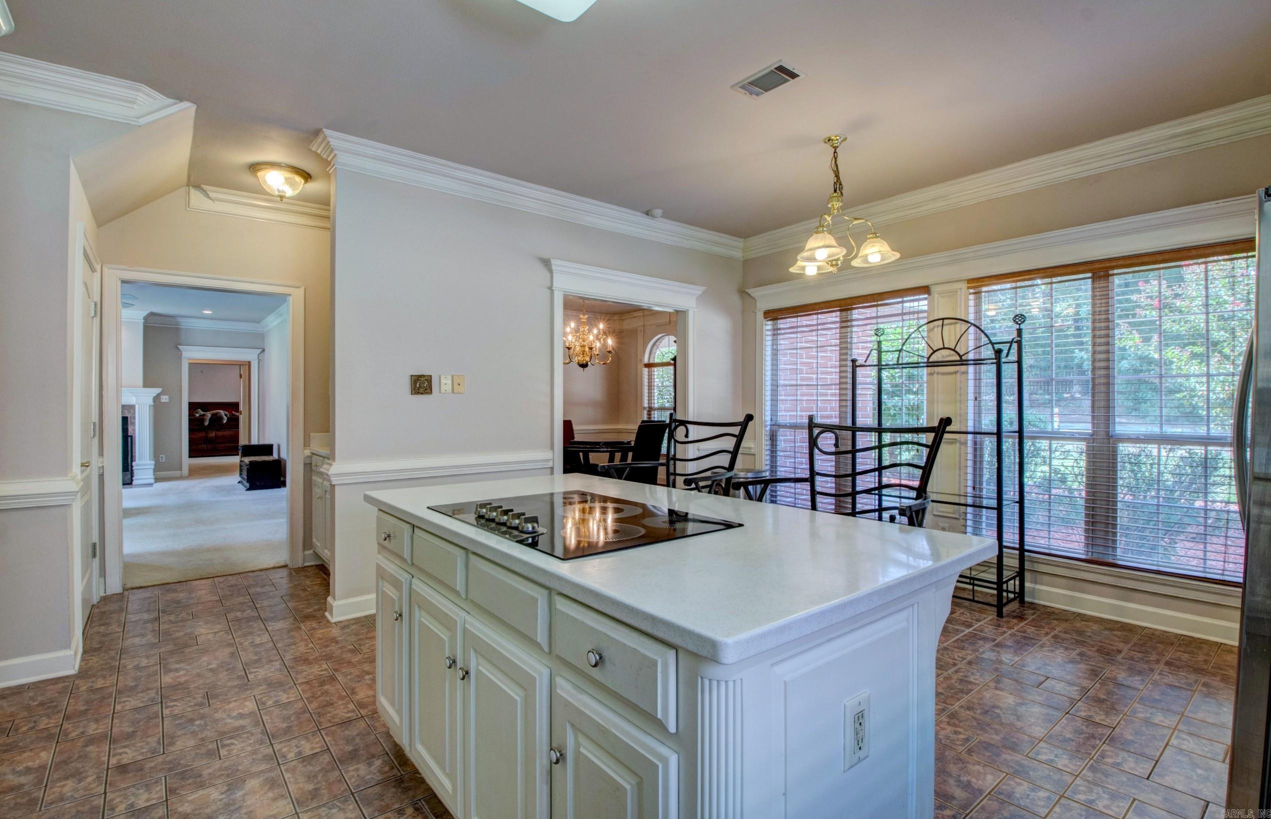 9 Shanna  Maumelle, AR