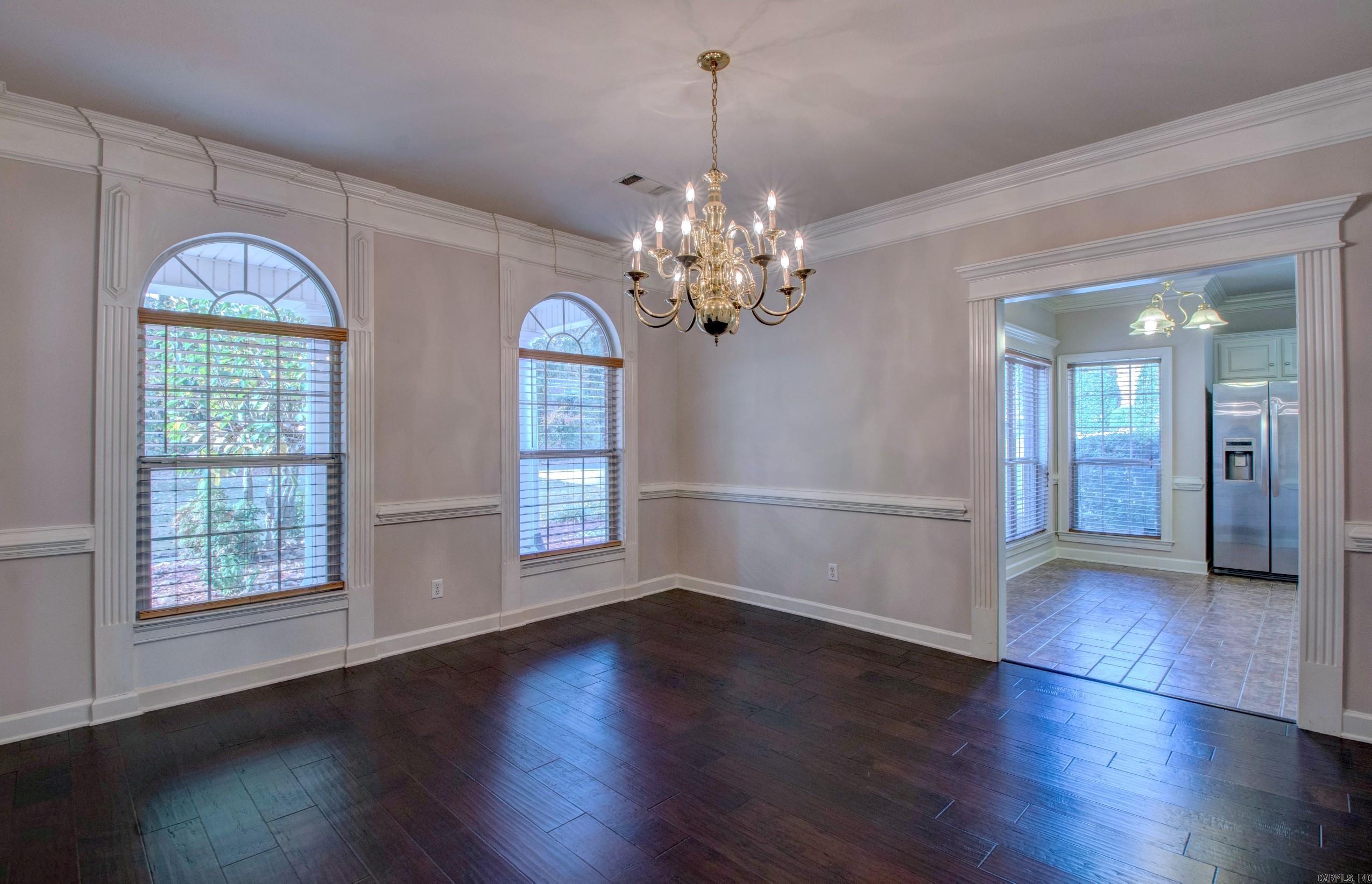 9 Shanna Lane Maumelle, AR 72113