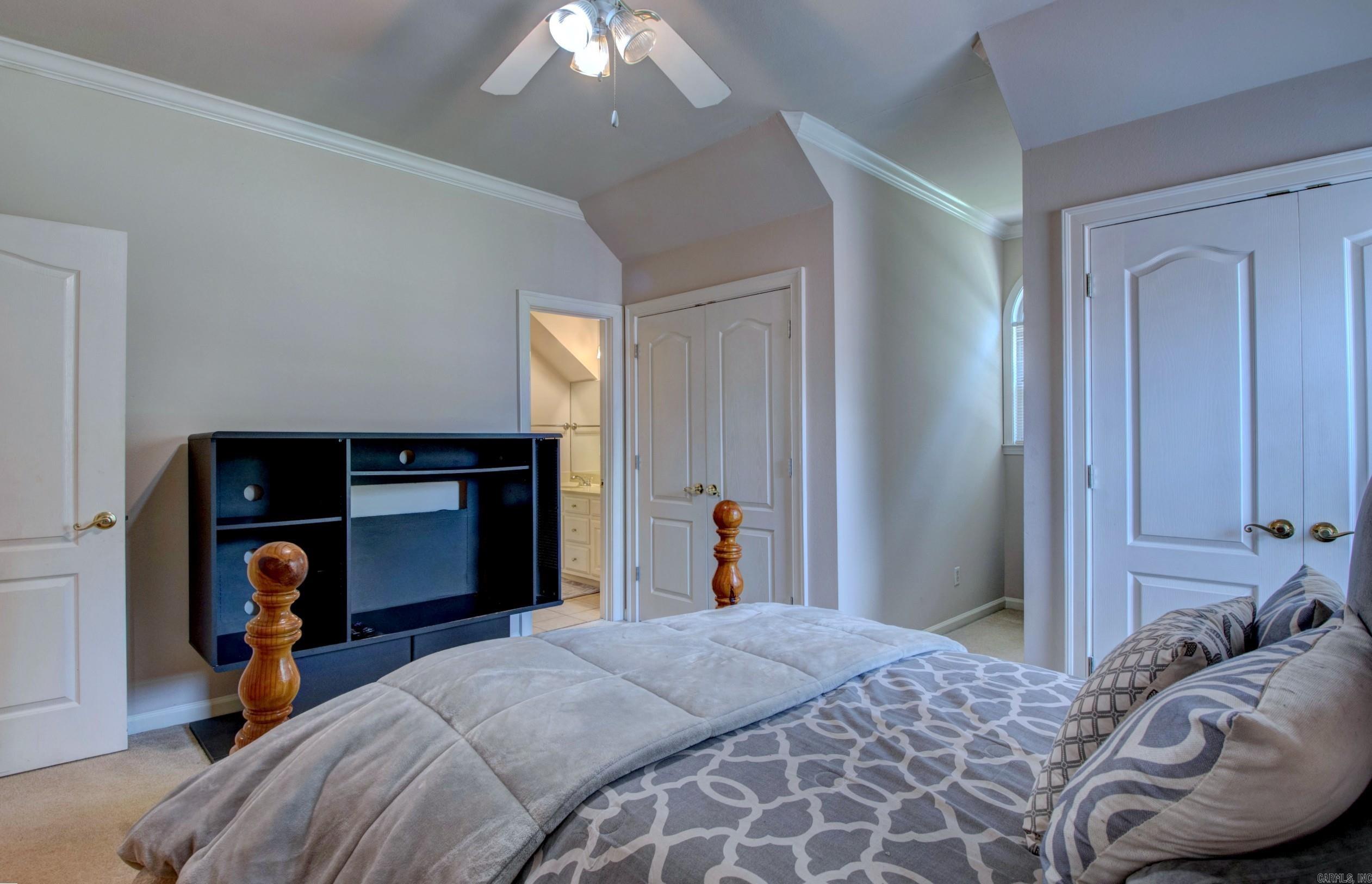 9 Shanna  Maumelle, AR