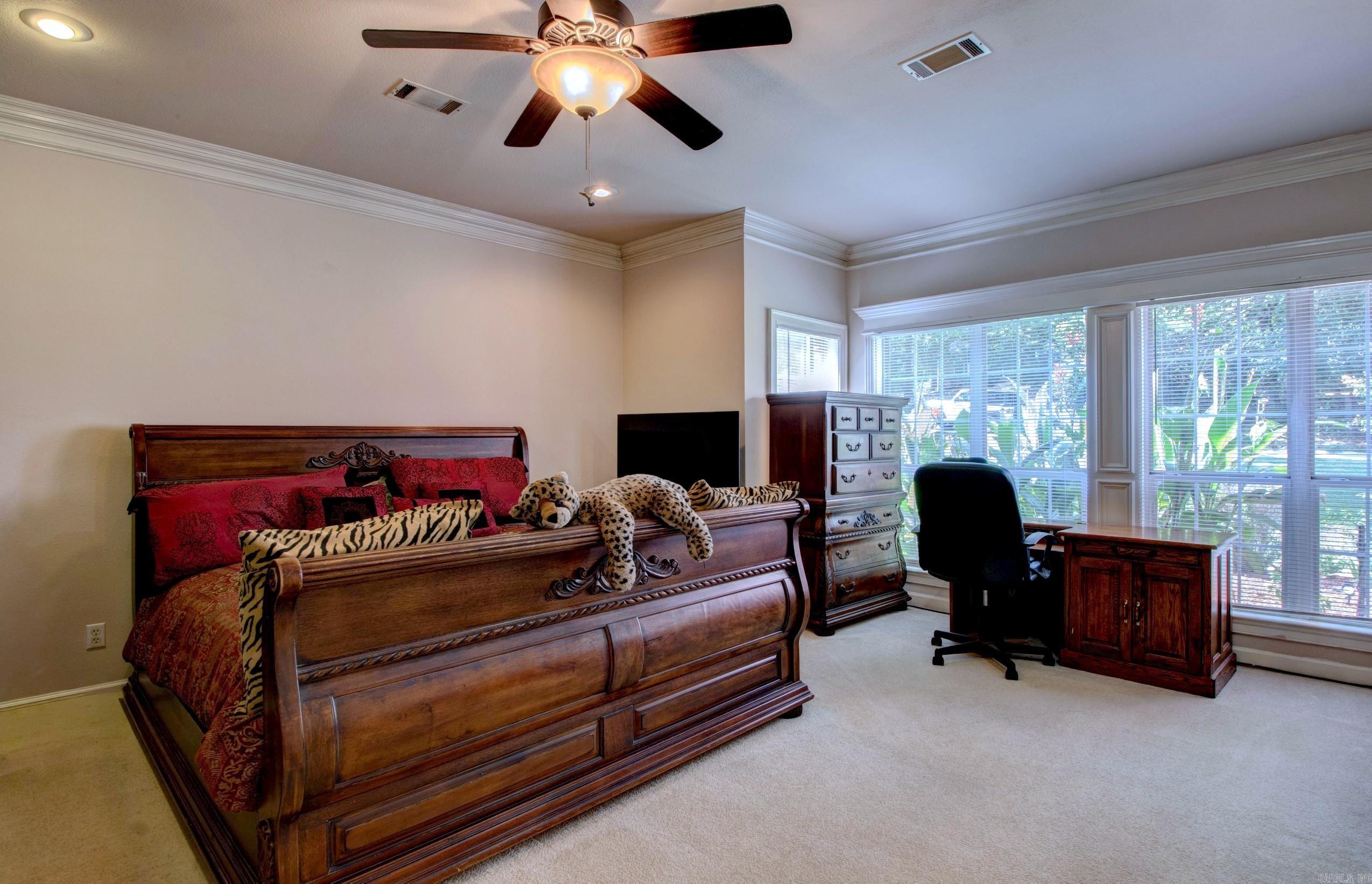 9 Shanna  Maumelle, AR