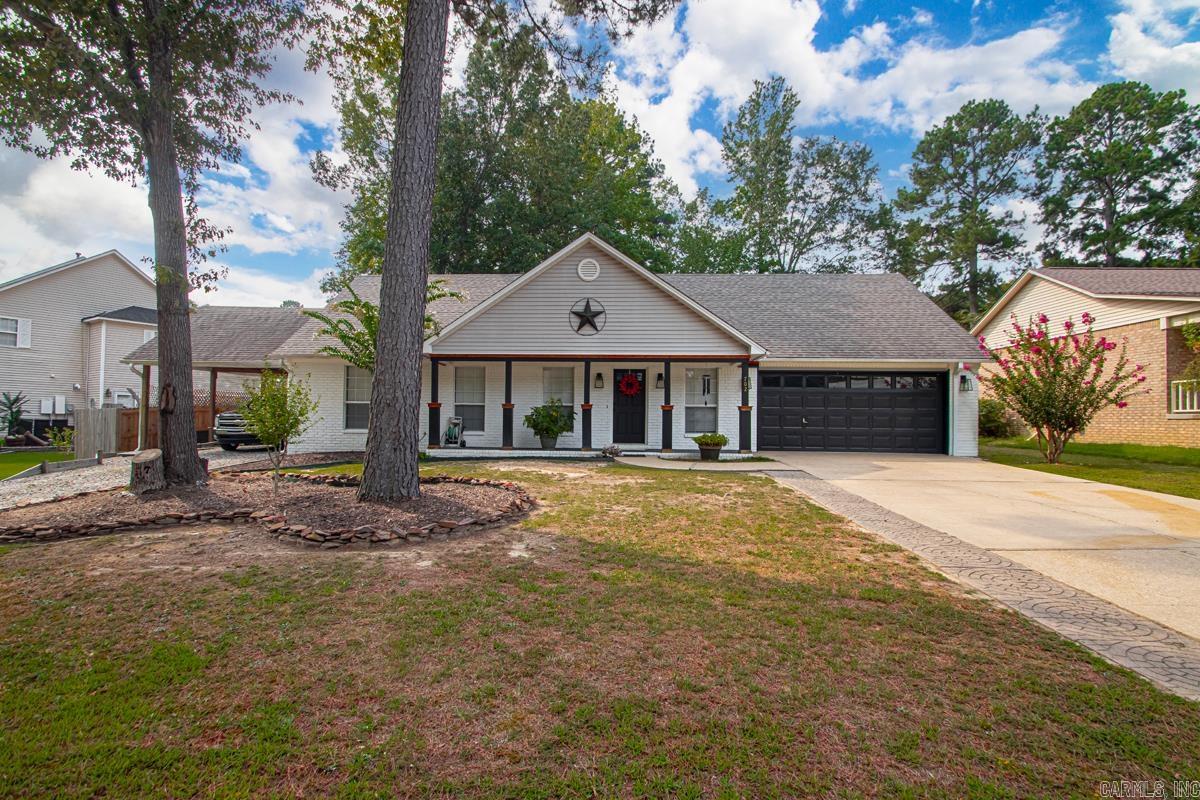 702 Holly Lynn  Bryant, AR