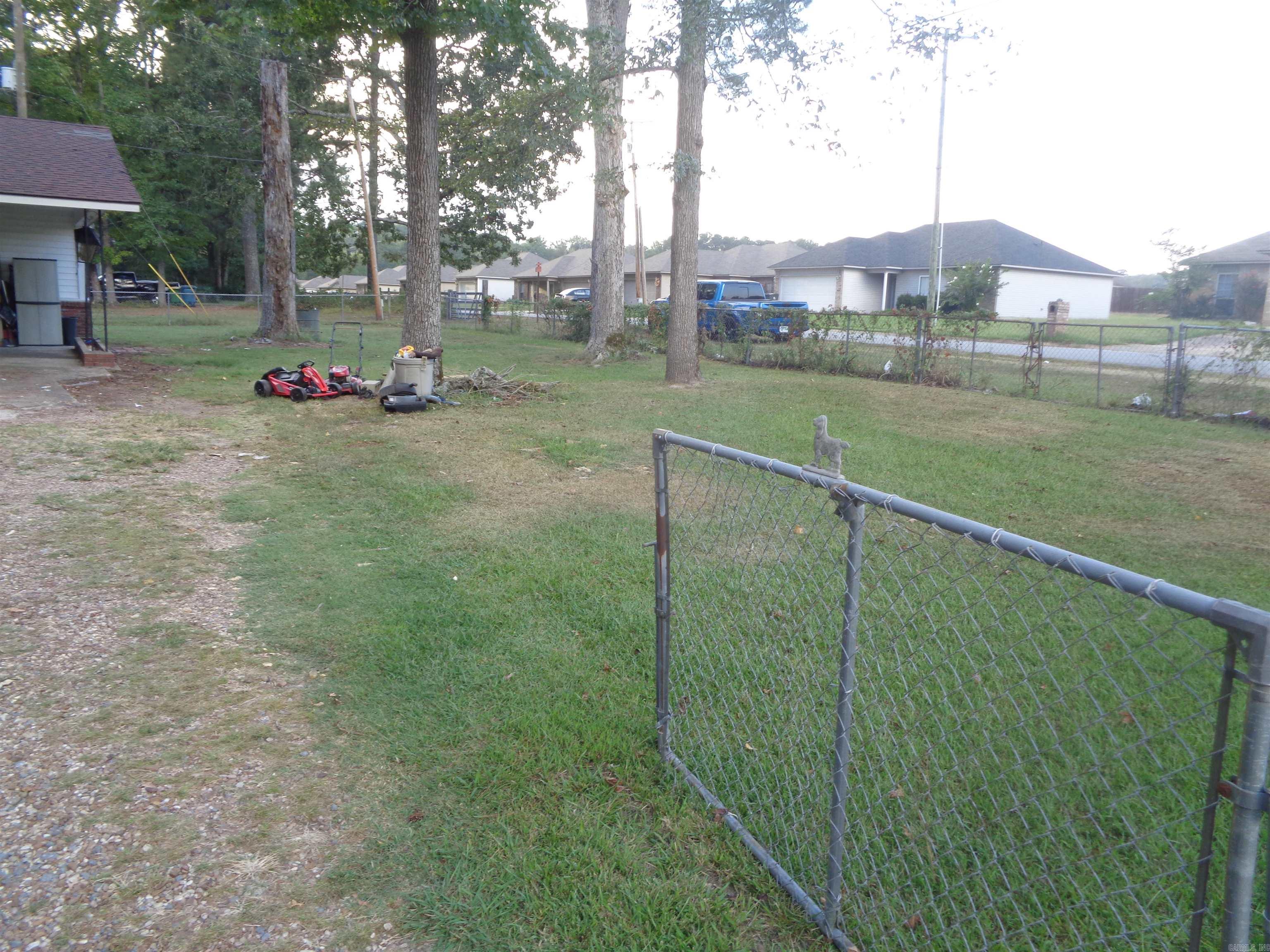 9729 Lanehart  Little Rock, AR