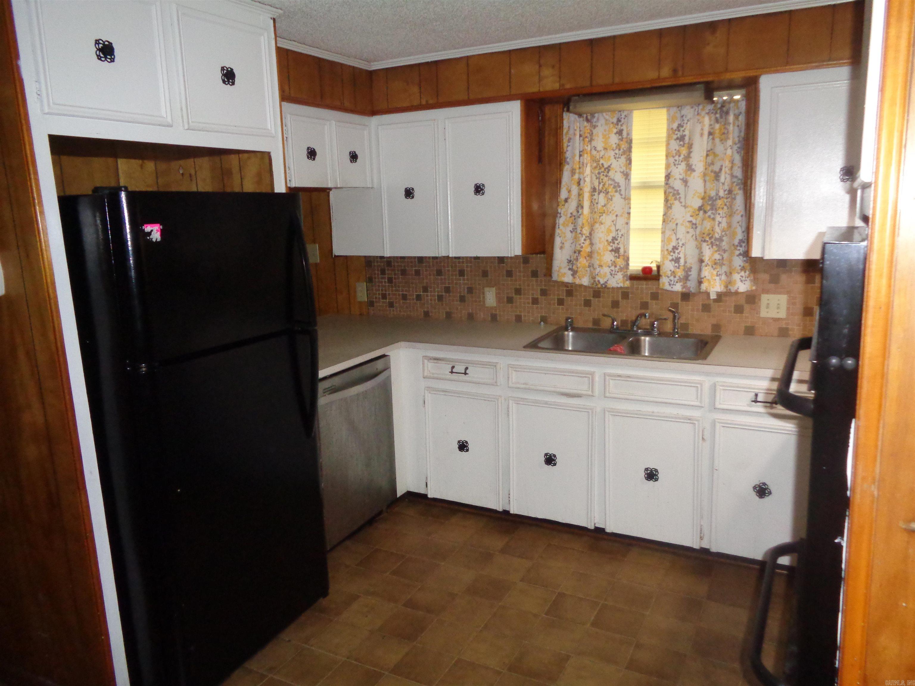 9729 Lanehart  Little Rock, AR