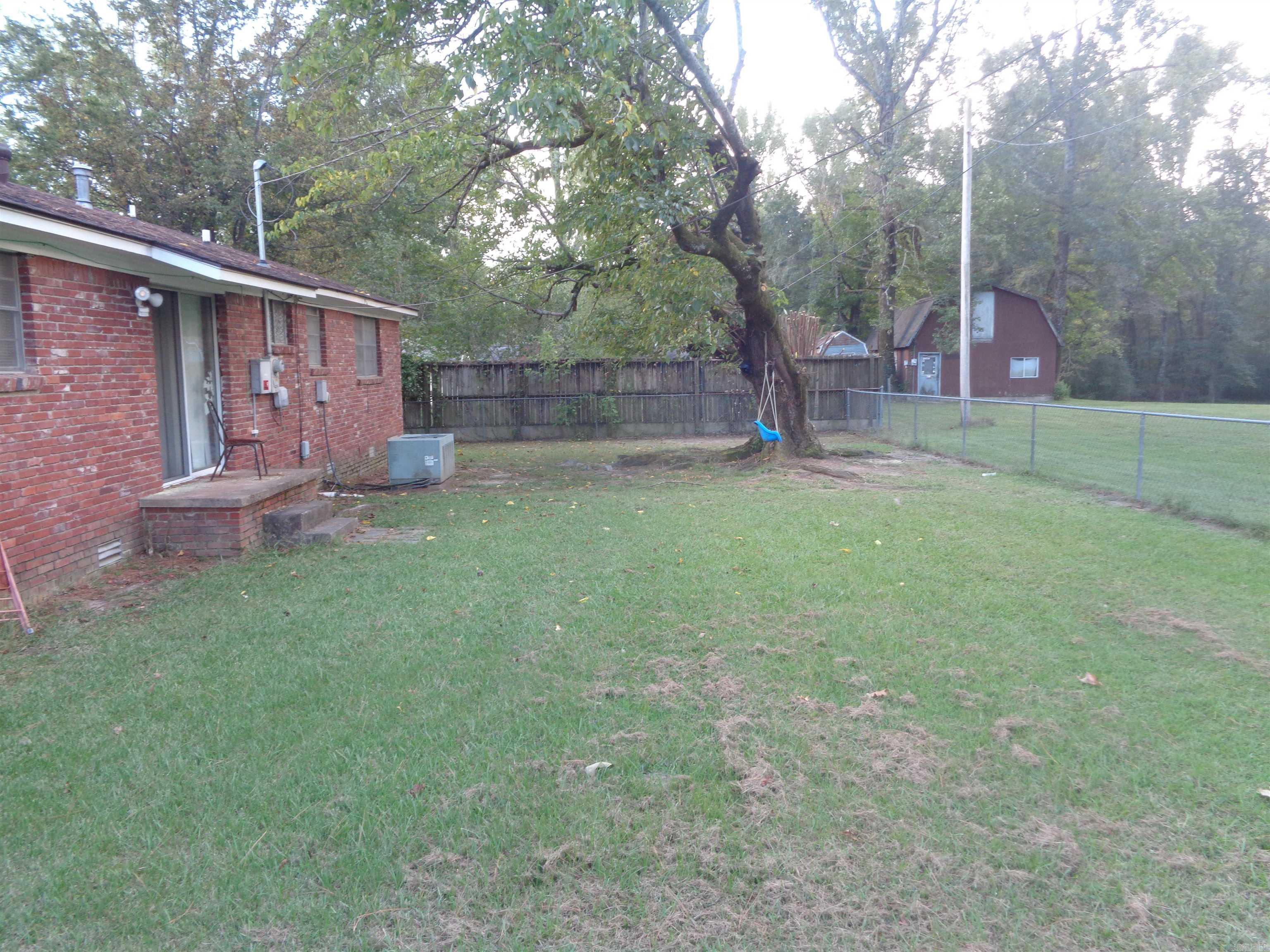 9729 Lanehart  Little Rock, AR