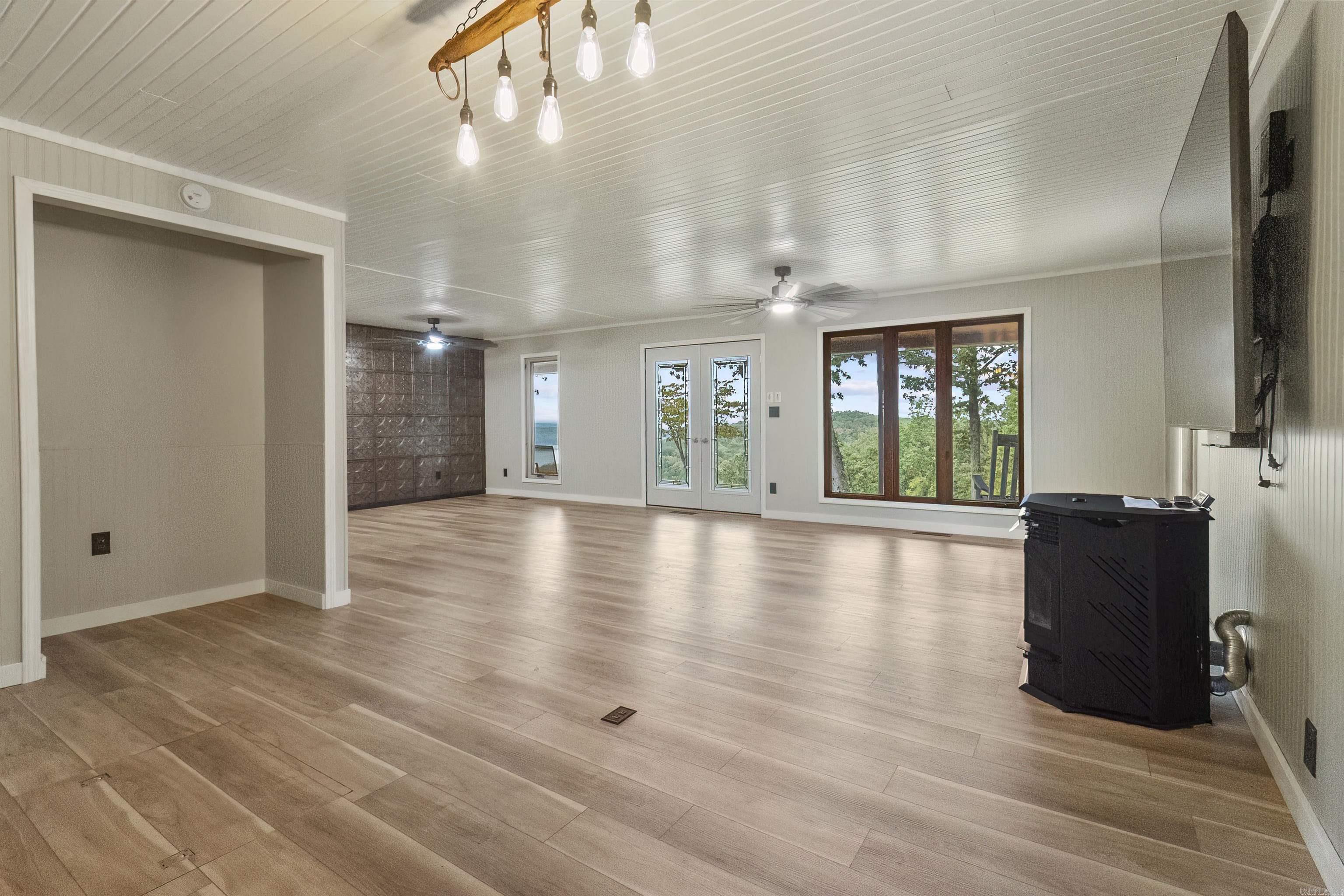 537 Eagles  Peel, AR