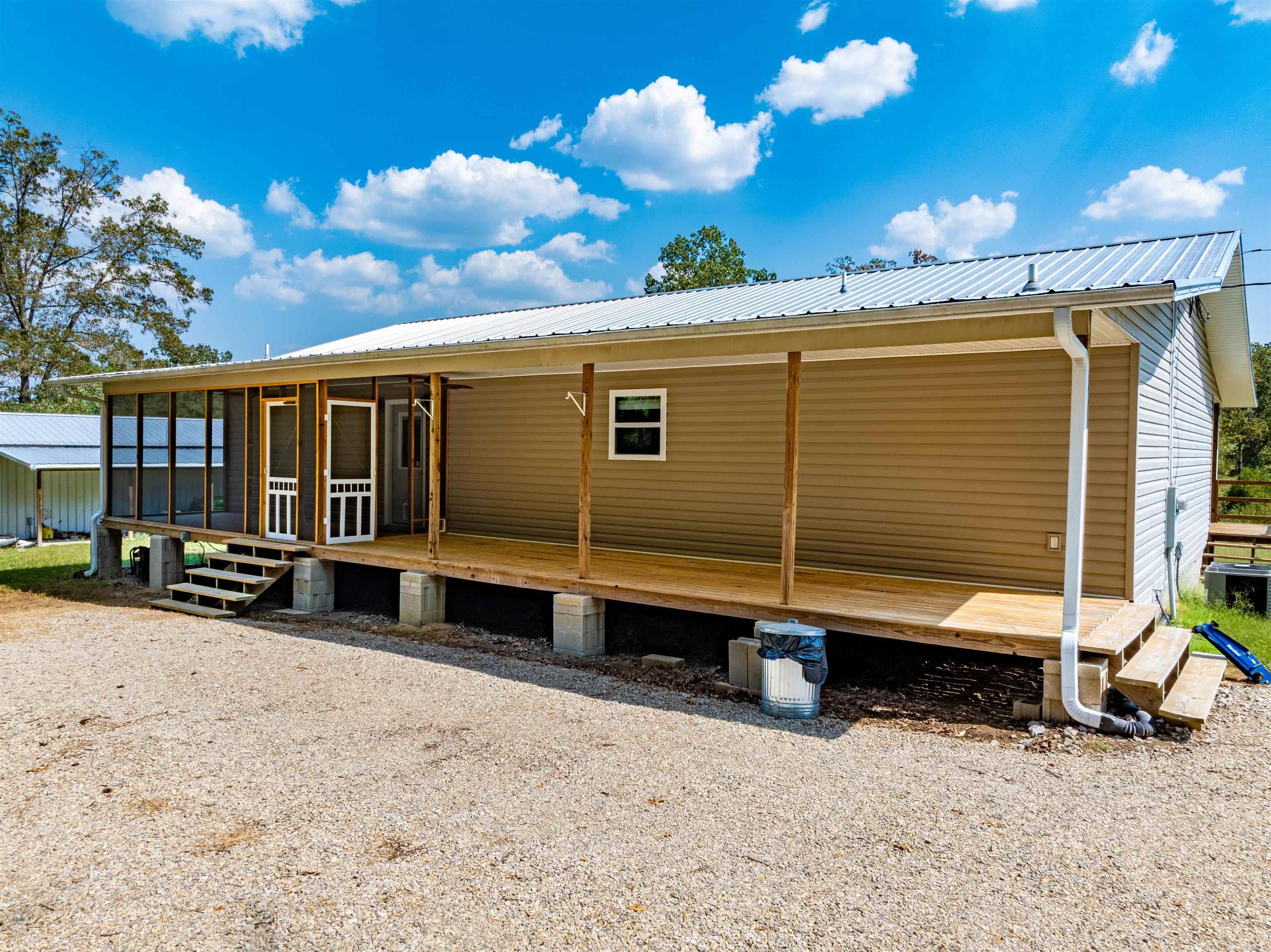 1066 AR Hwy 58  Cave City, AR