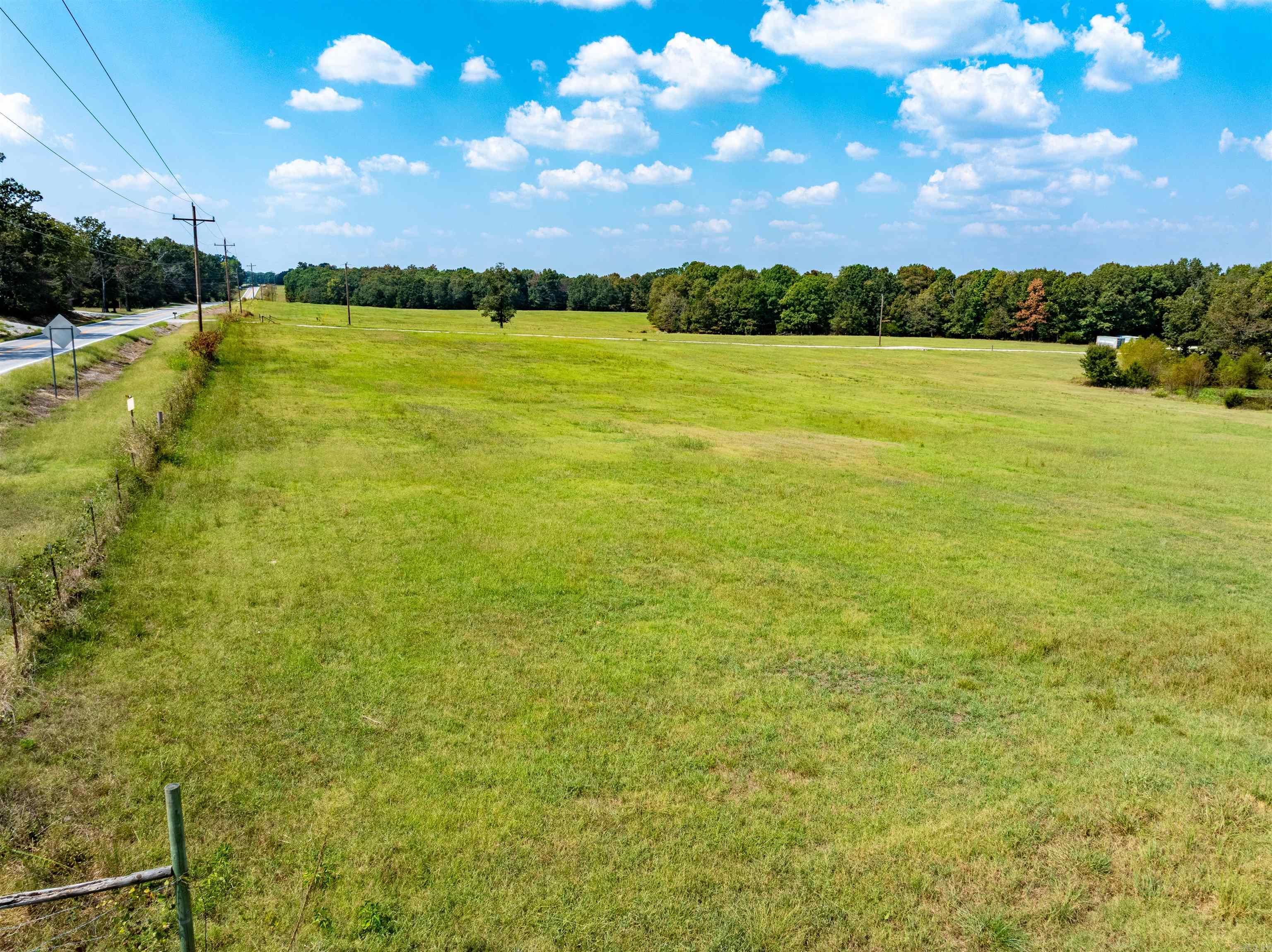 1066 AR Hwy 58  Cave City, AR