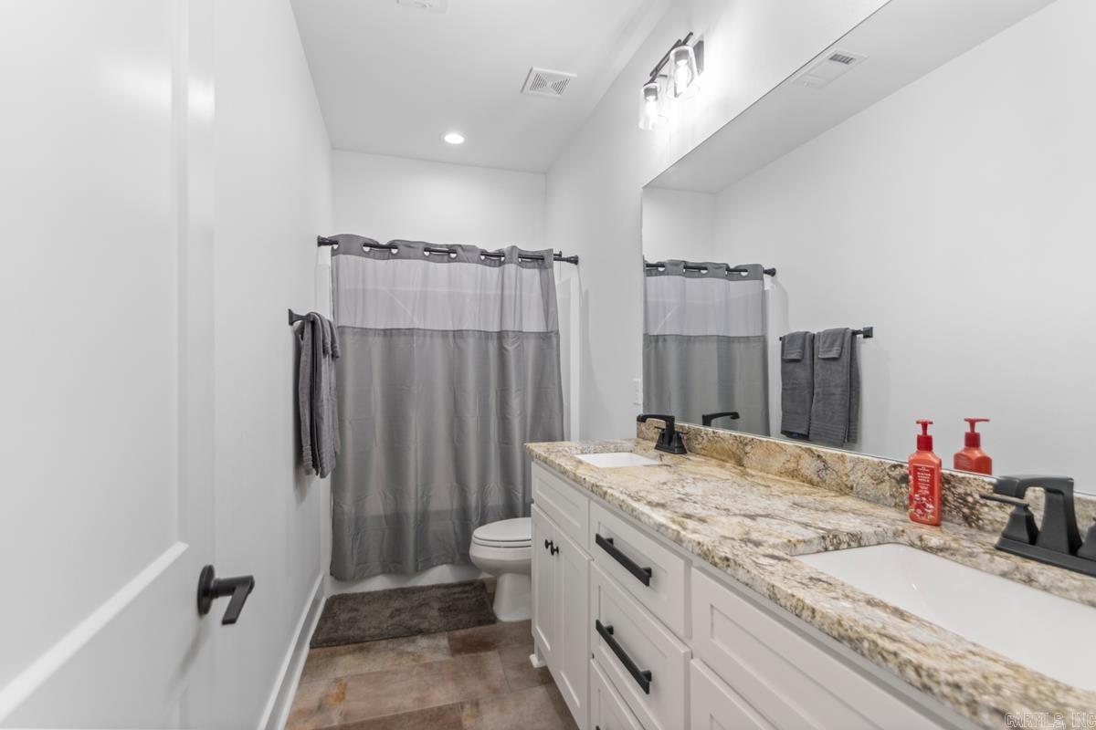 6118 Creekwater  Alexander, AR