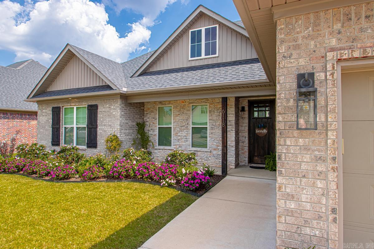 6118 Creekwater  Alexander, AR