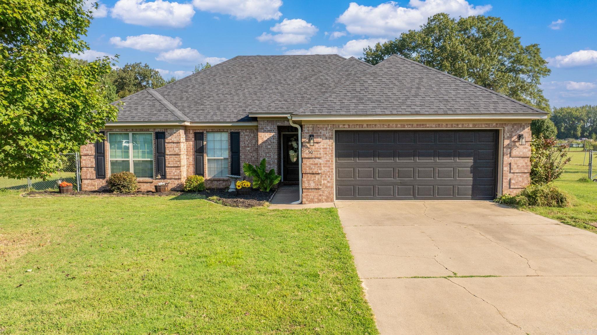 50 Saddle Brook  Austin, AR