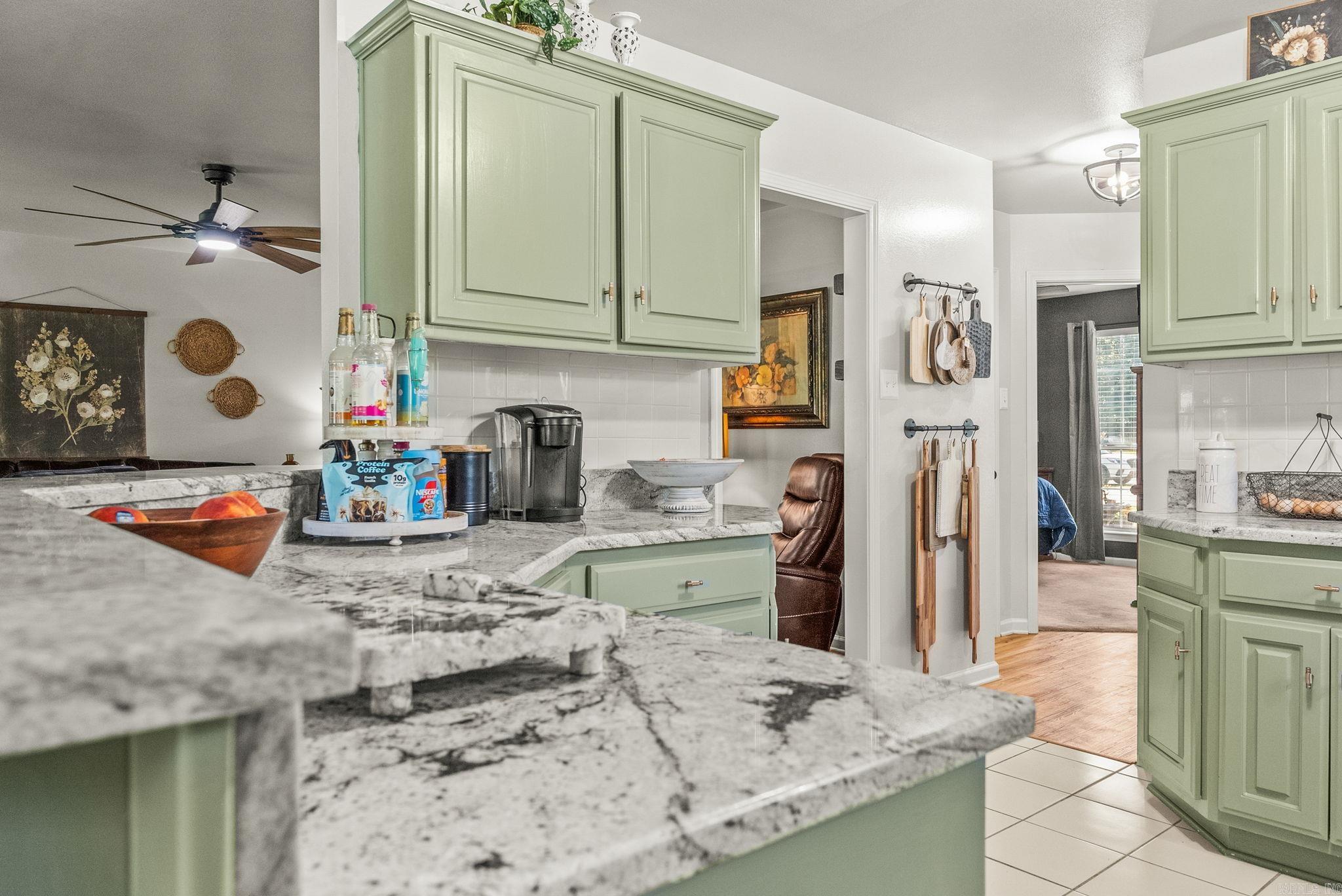 50 Saddle Brook  Austin, AR