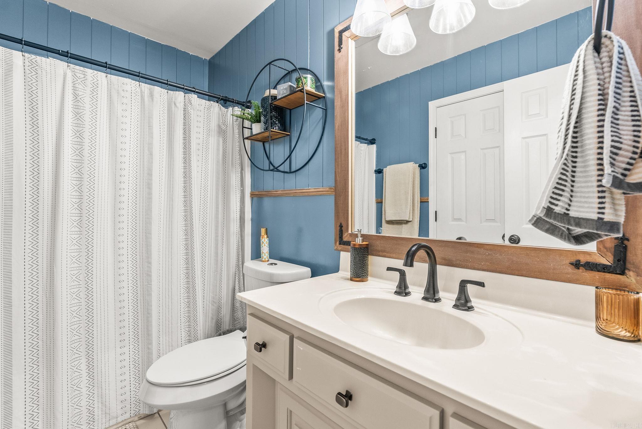 50 Saddle Brook  Austin, AR