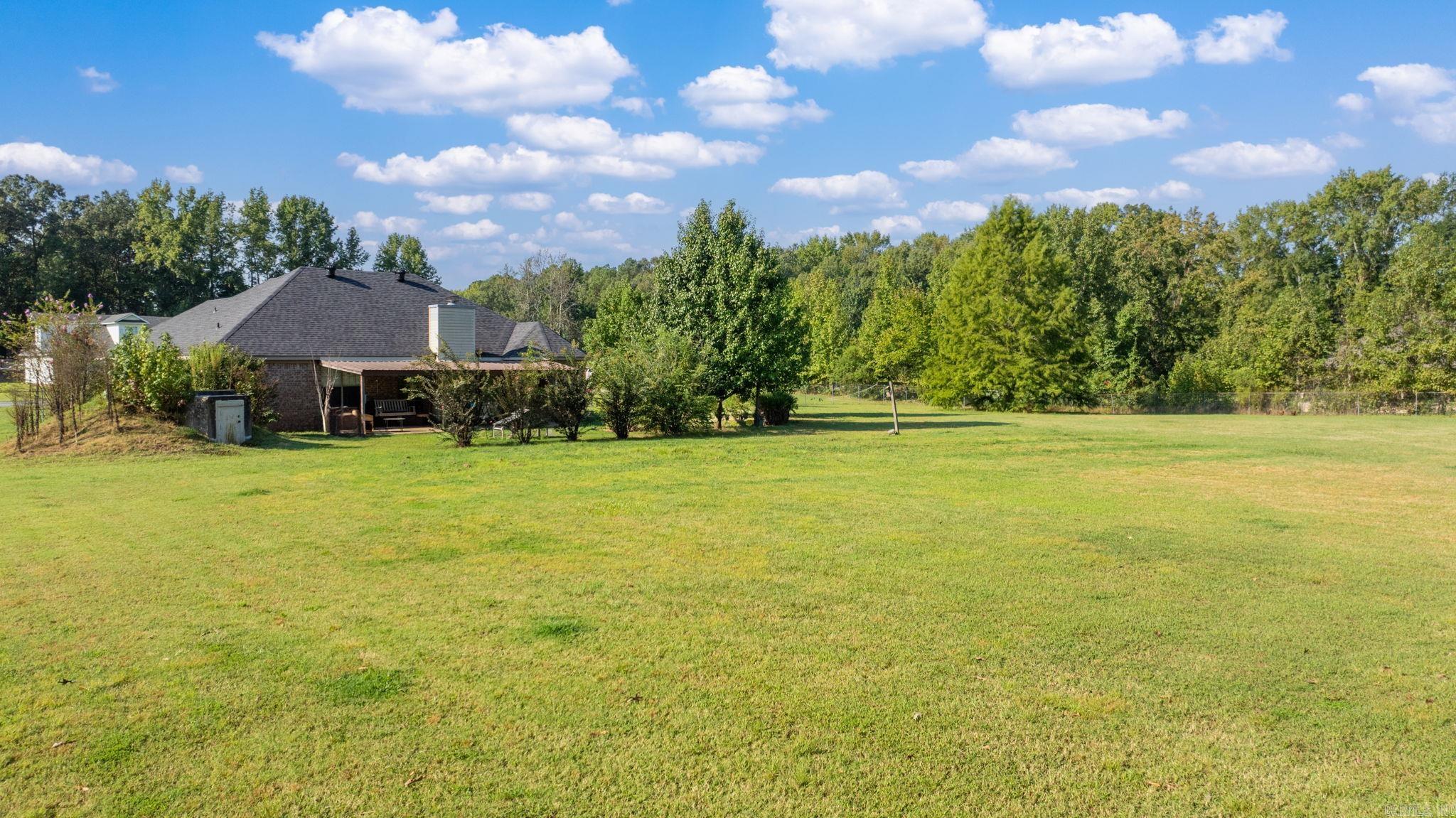 50 Saddle Brook  Austin, AR