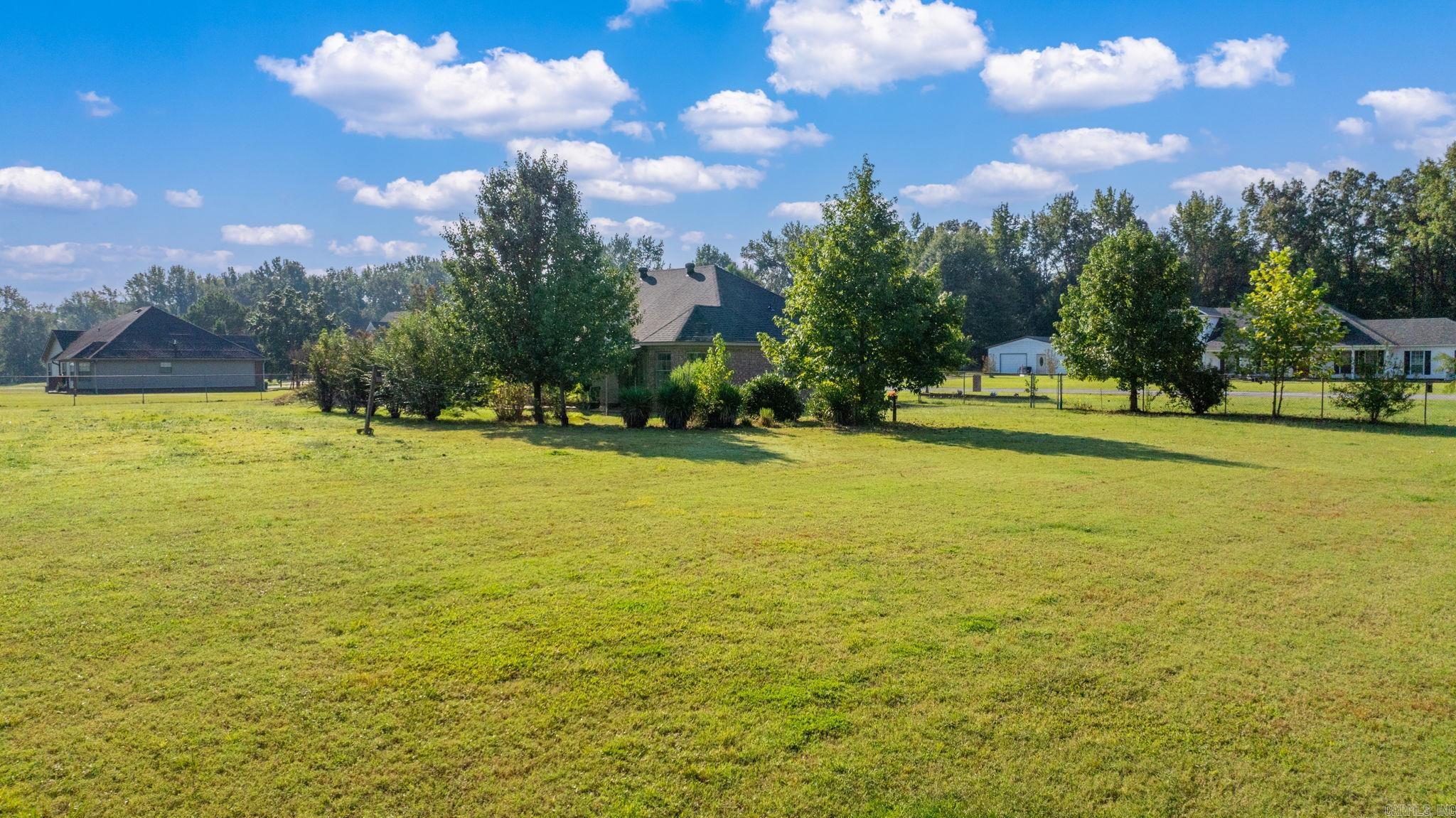 50 Saddle Brook  Austin, AR