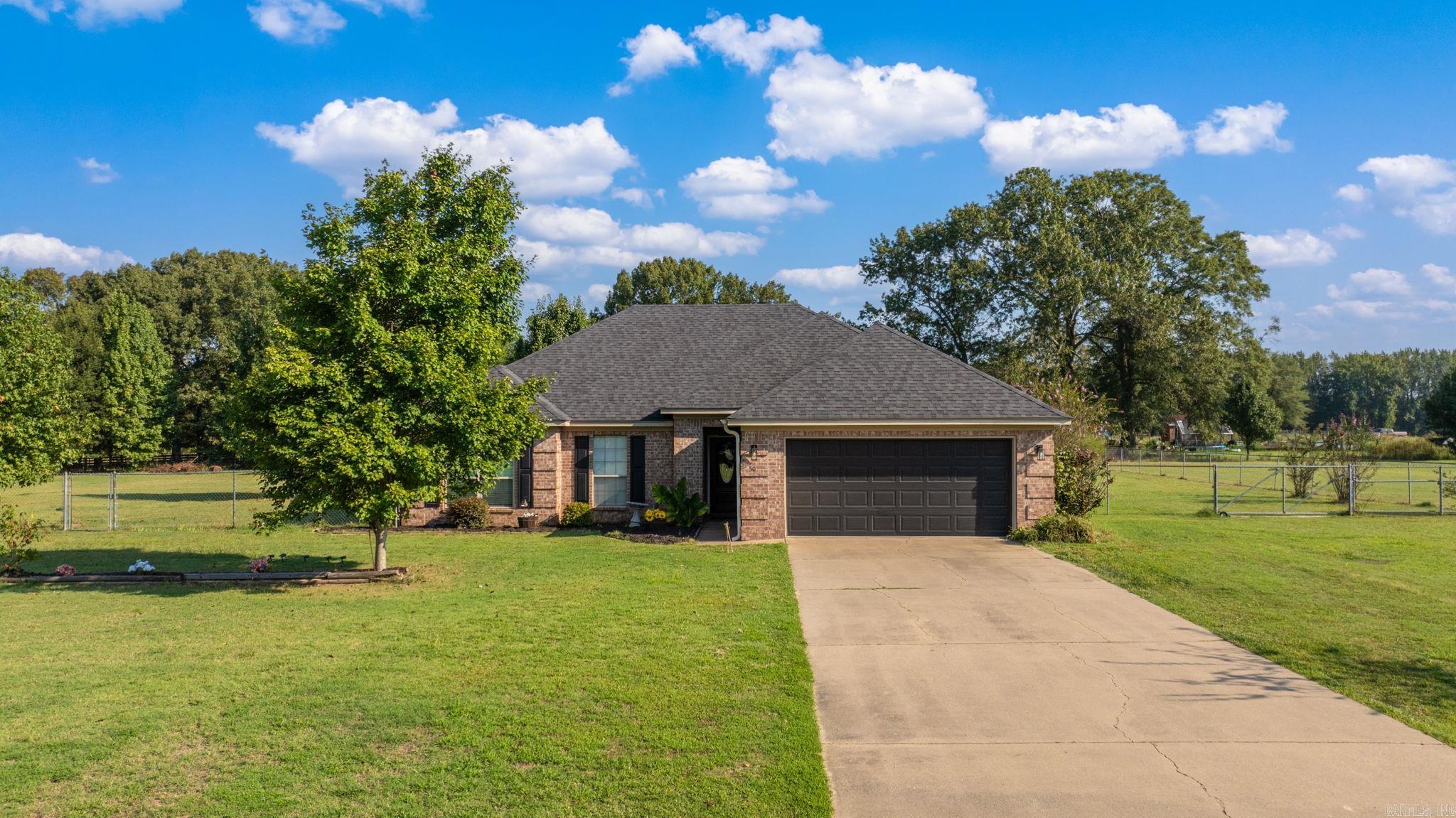 50 Saddle Brook  Austin, AR