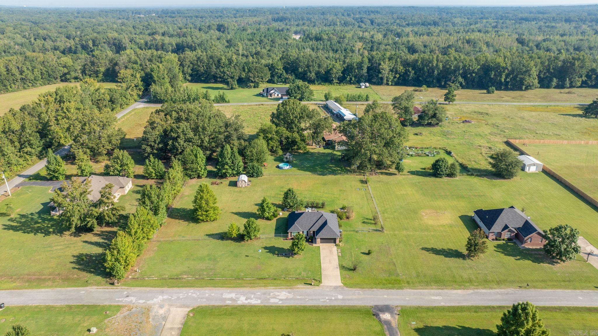 50 Saddle Brook  Austin, AR
