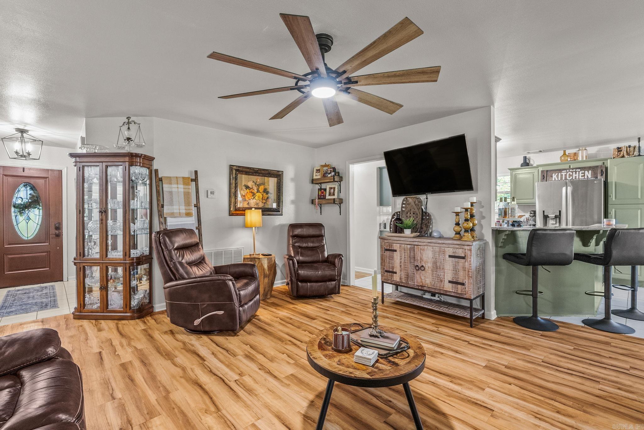50 Saddle Brook  Austin, AR