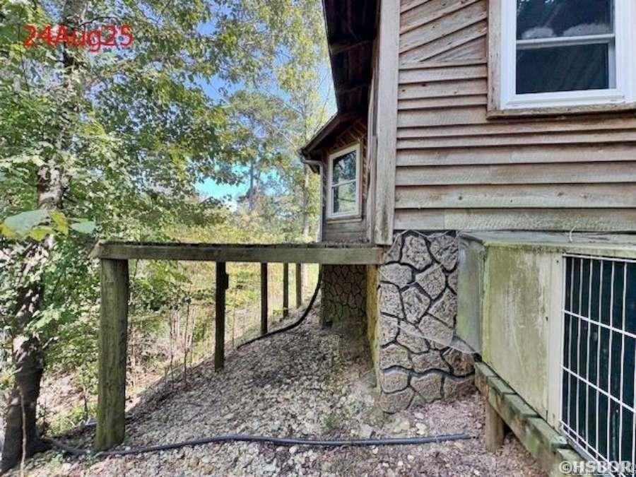 135 Burnett Road  Delight, AR