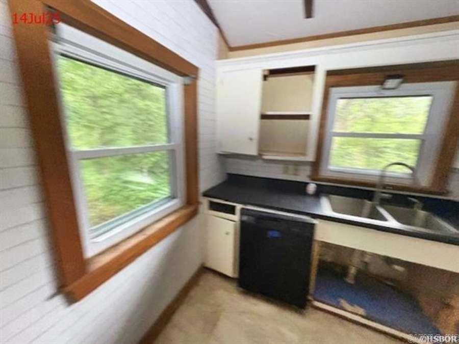 135 Burnett Road  Delight, AR