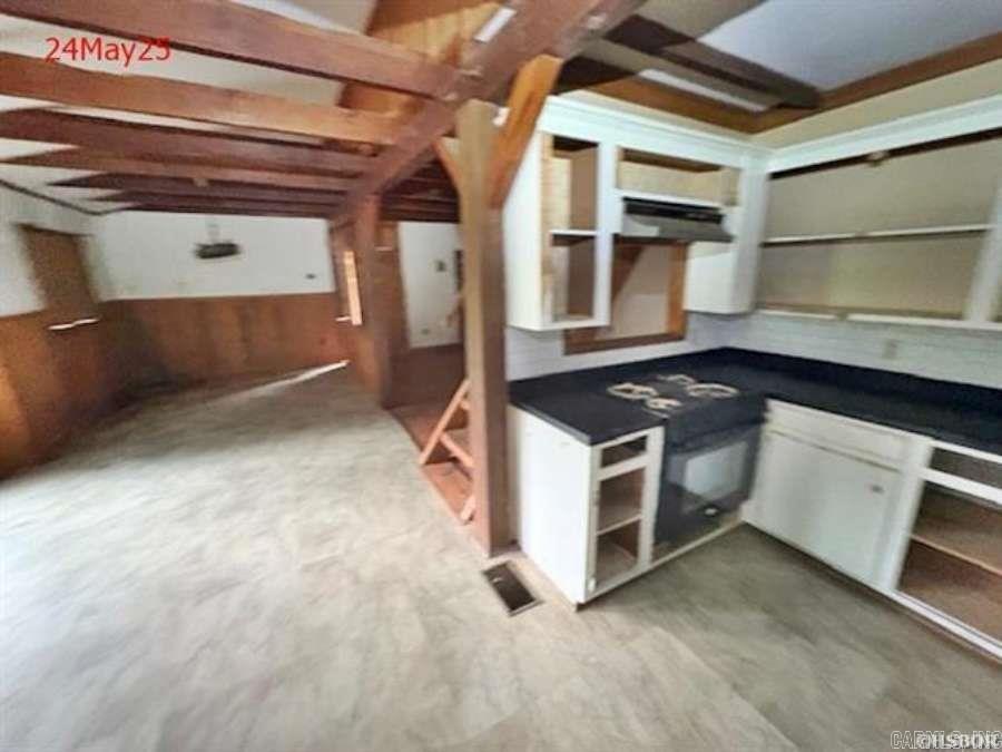 135 Burnett Road  Delight, AR