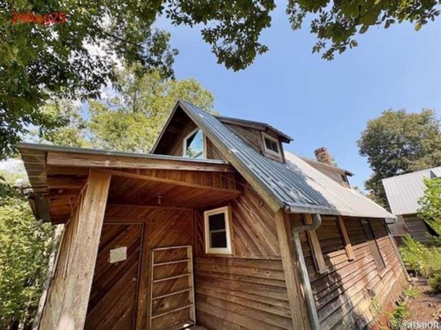 135 Burnett Road  Delight, AR