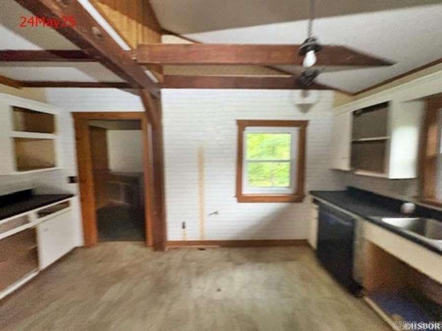 135 Burnett Road  Delight, AR