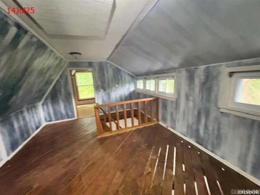 135 Burnett Road  Delight, AR