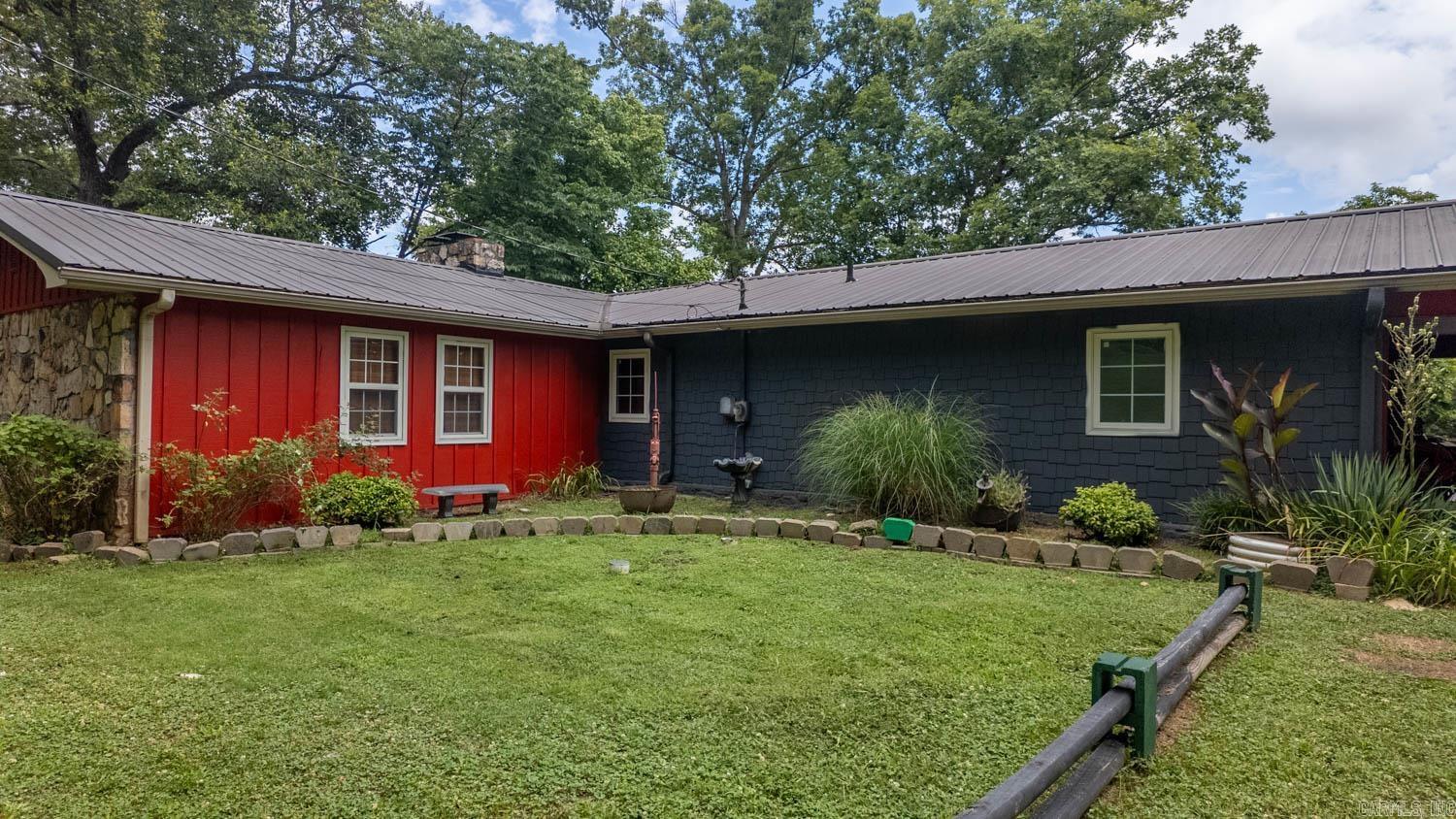 12 Riverbend Road  Mammoth Spring, AR