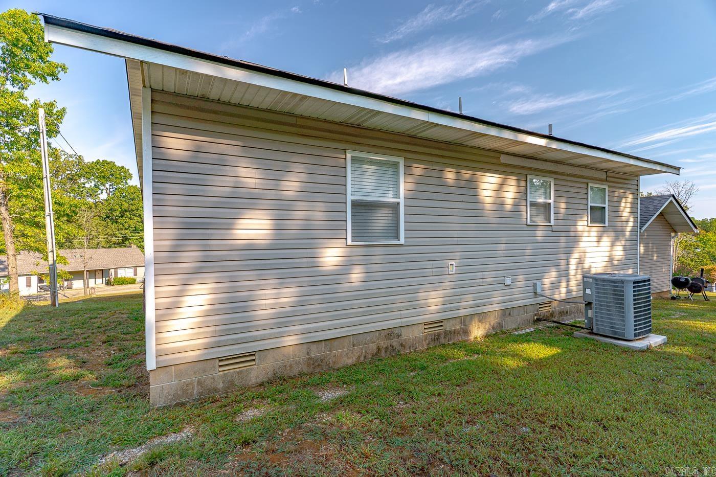14 Yosemite Dr.  Cherokee Village, AR