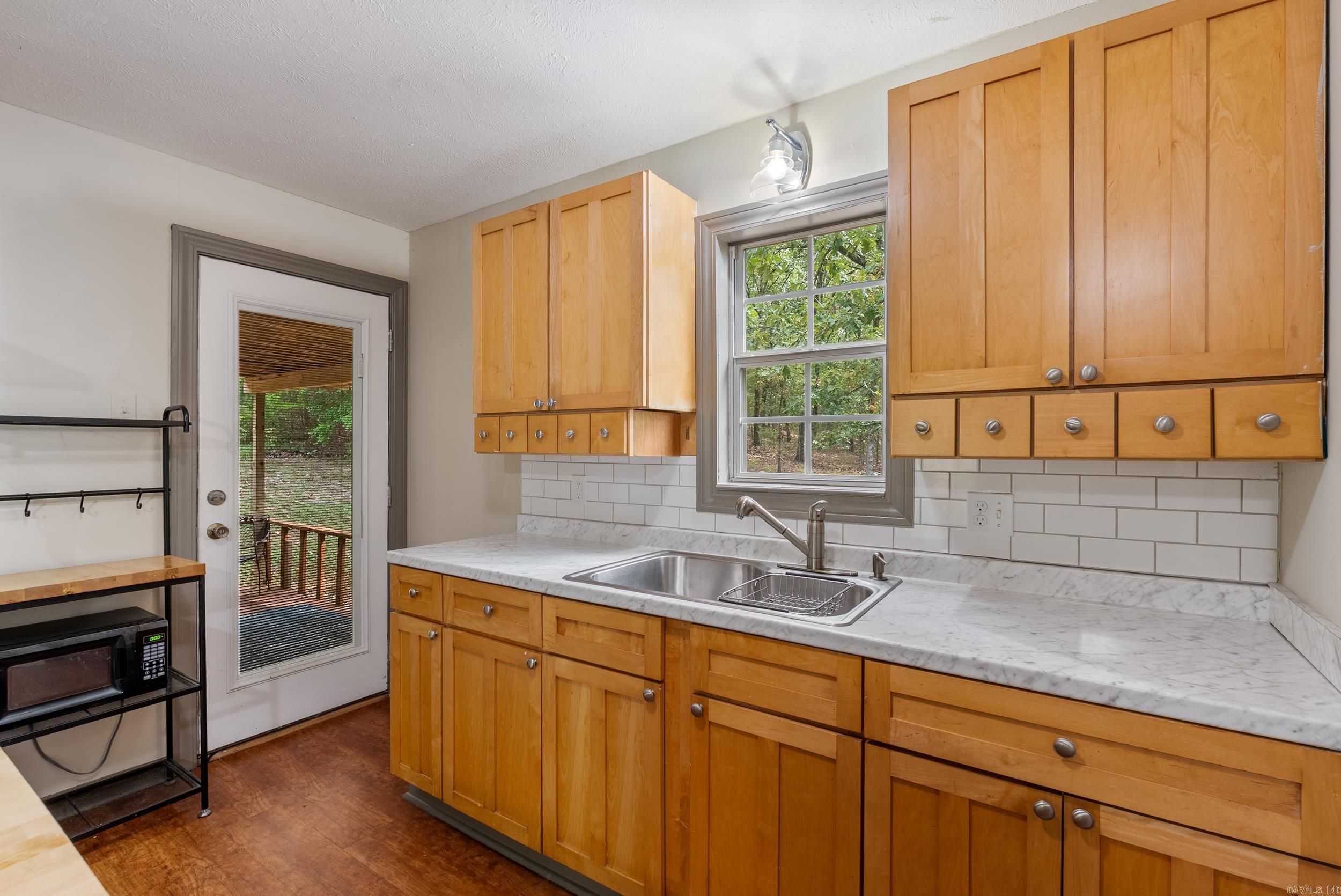 30 Conwell  Conway, AR