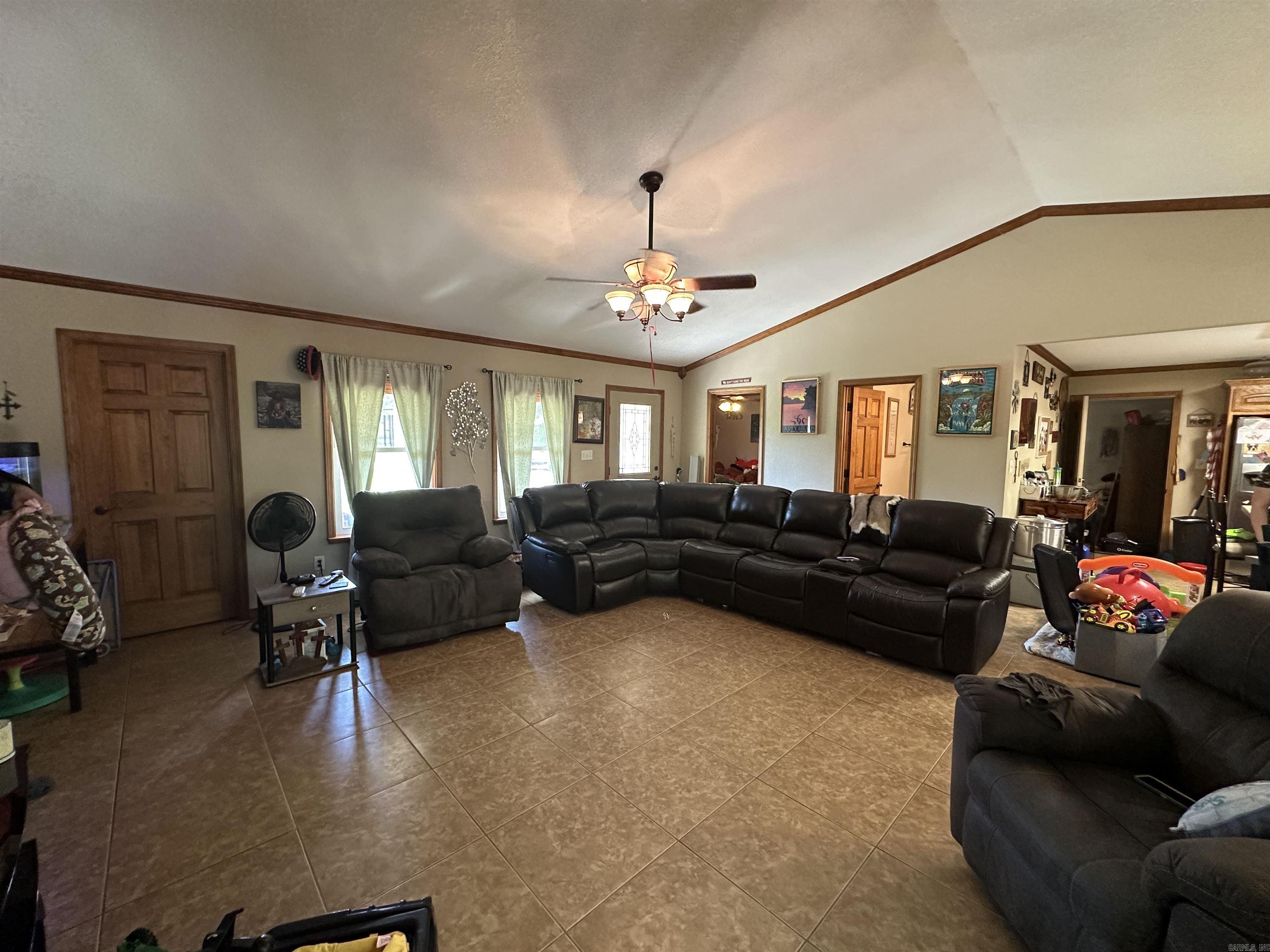 650 Burning Tree  Greers Ferry, AR