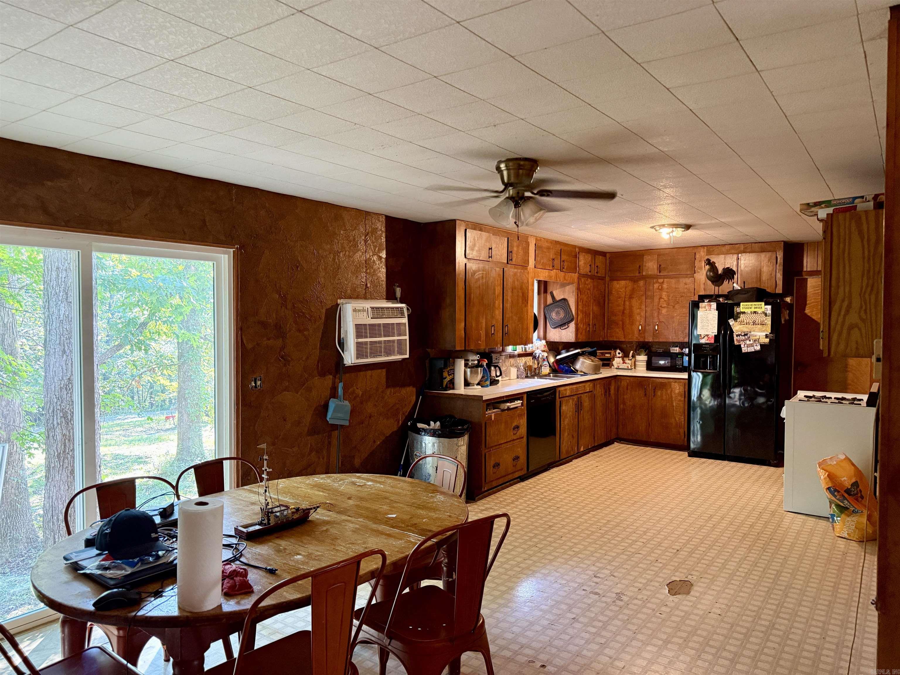 199 Polk Road 168  Mena, AR