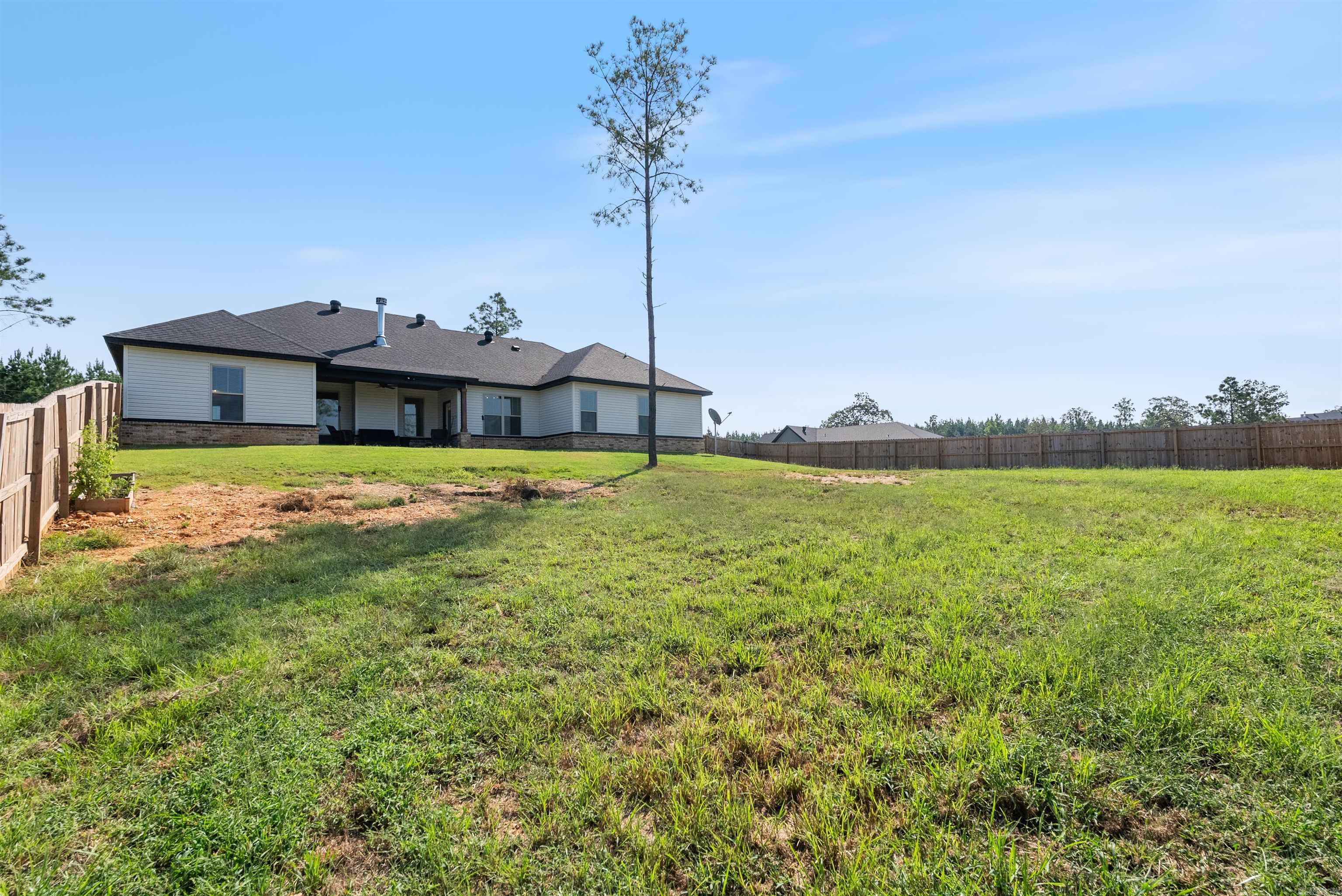 9015 Highway 298  Benton, AR