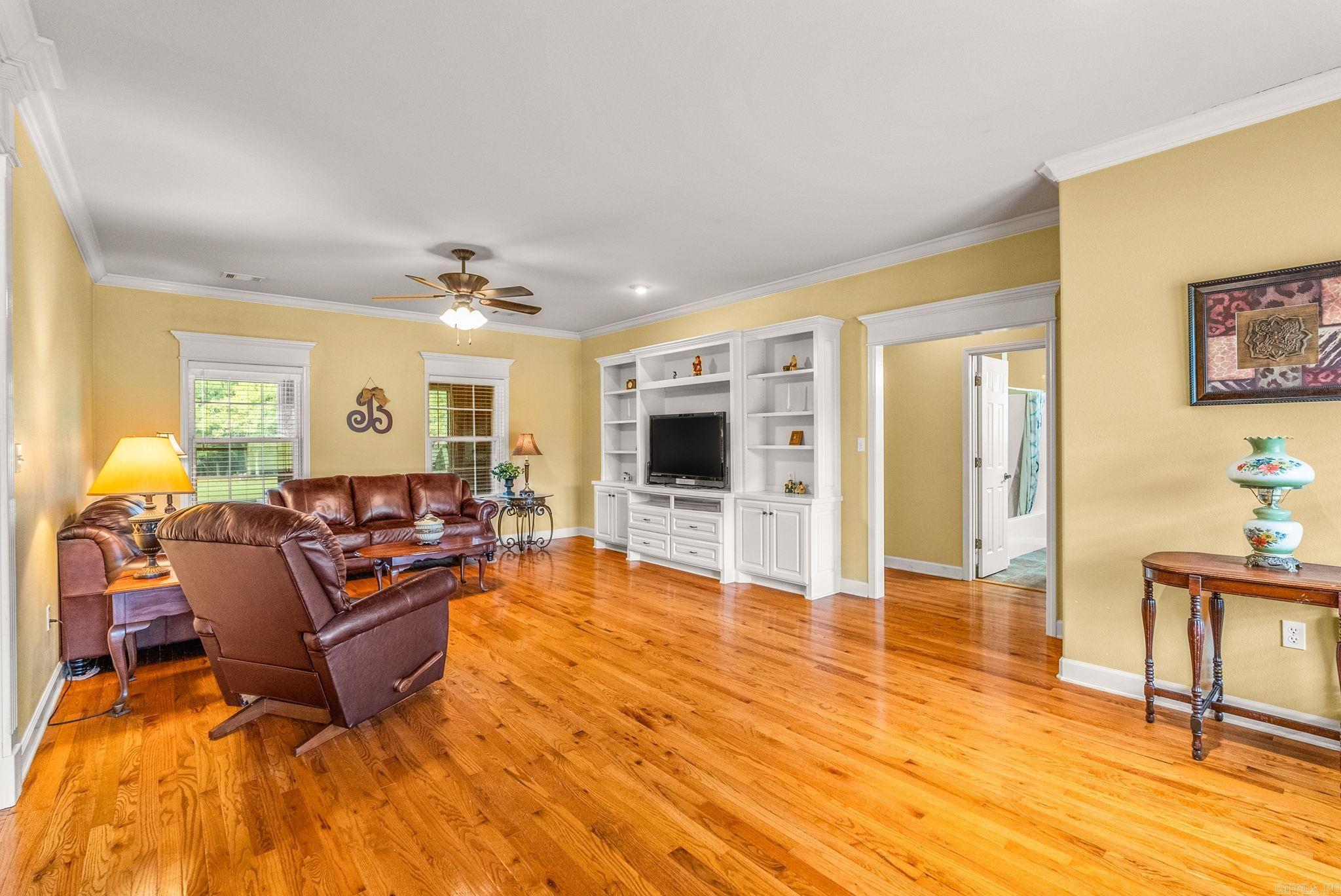 15702 E Railroad  Roland, AR