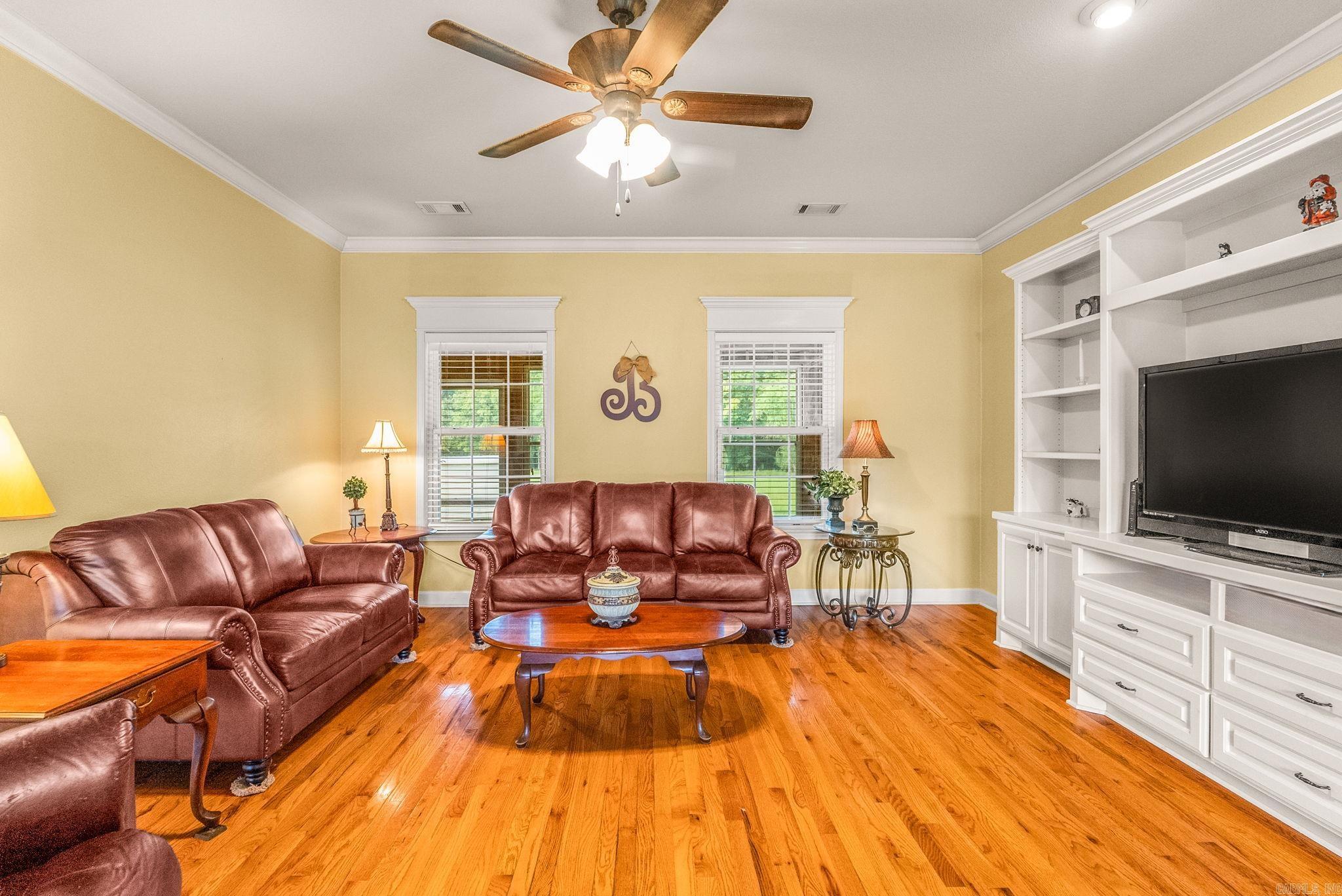 15702 E Railroad  Roland, AR