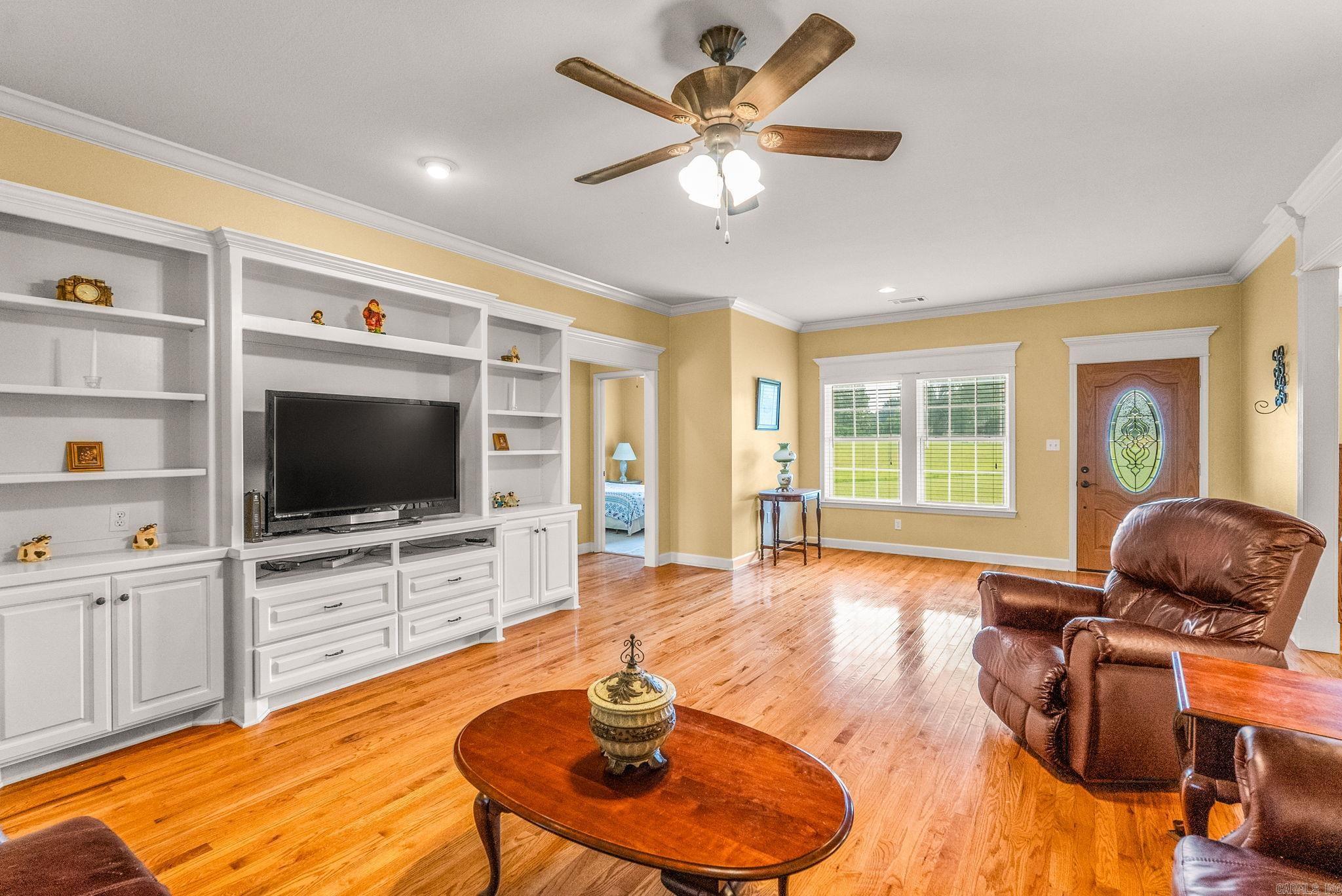 15702 E Railroad  Roland, AR