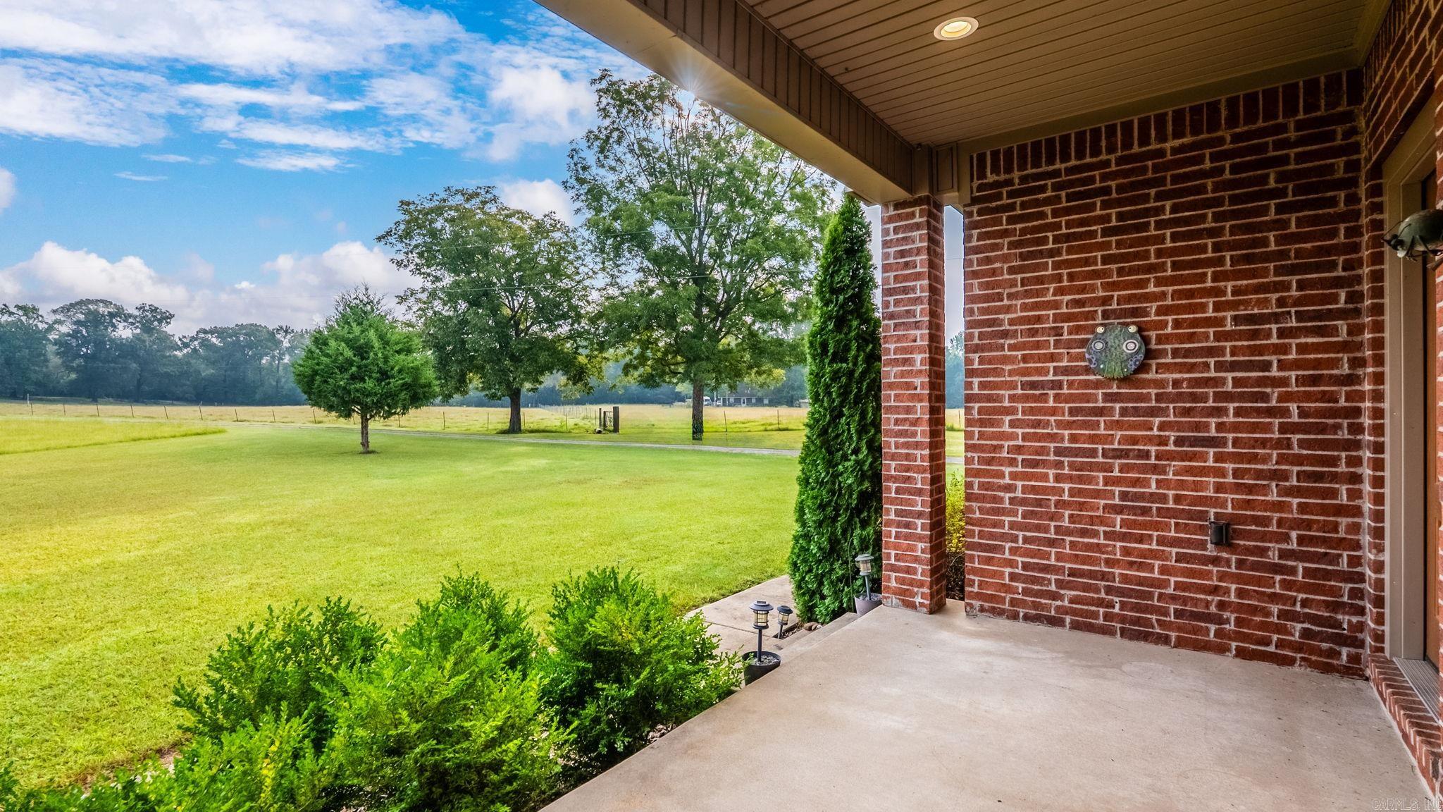 15702 E Railroad  Roland, AR