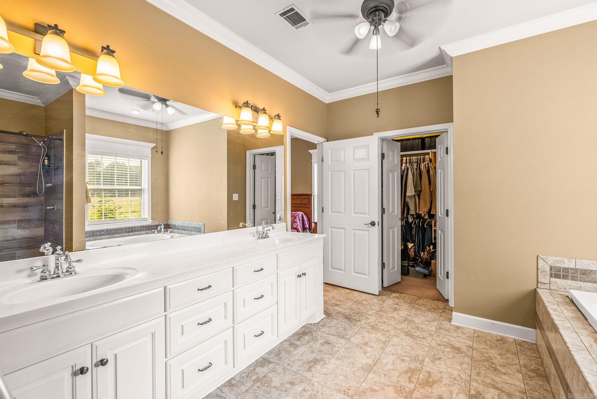 15702 E Railroad  Roland, AR