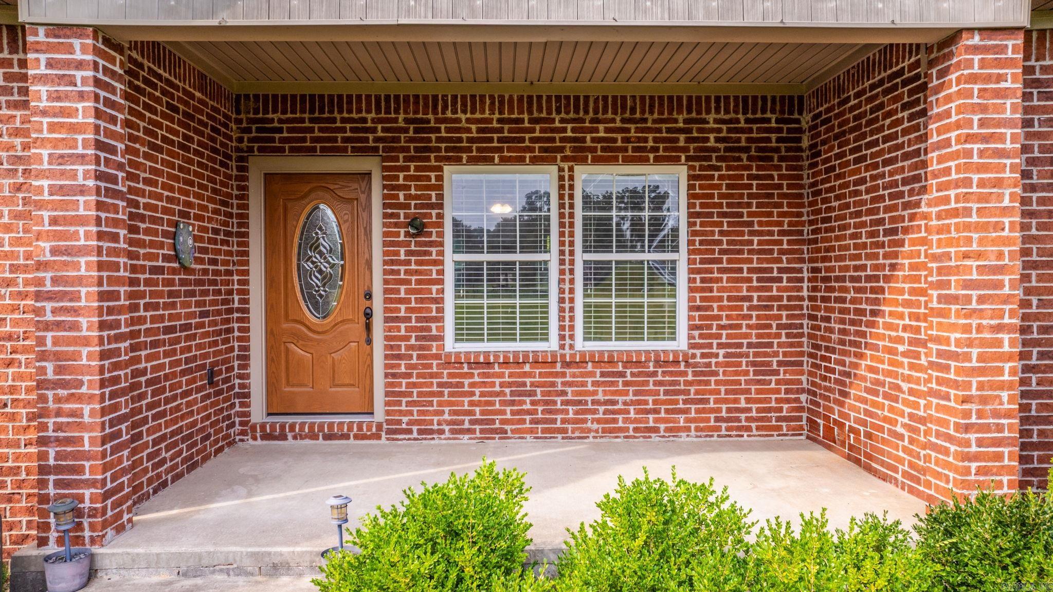15702 E Railroad  Roland, AR
