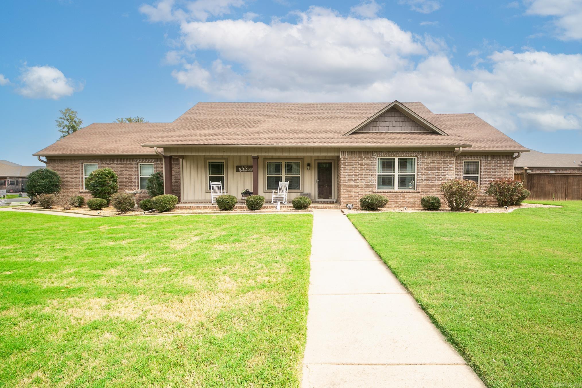 169 Creekside  Austin, AR
