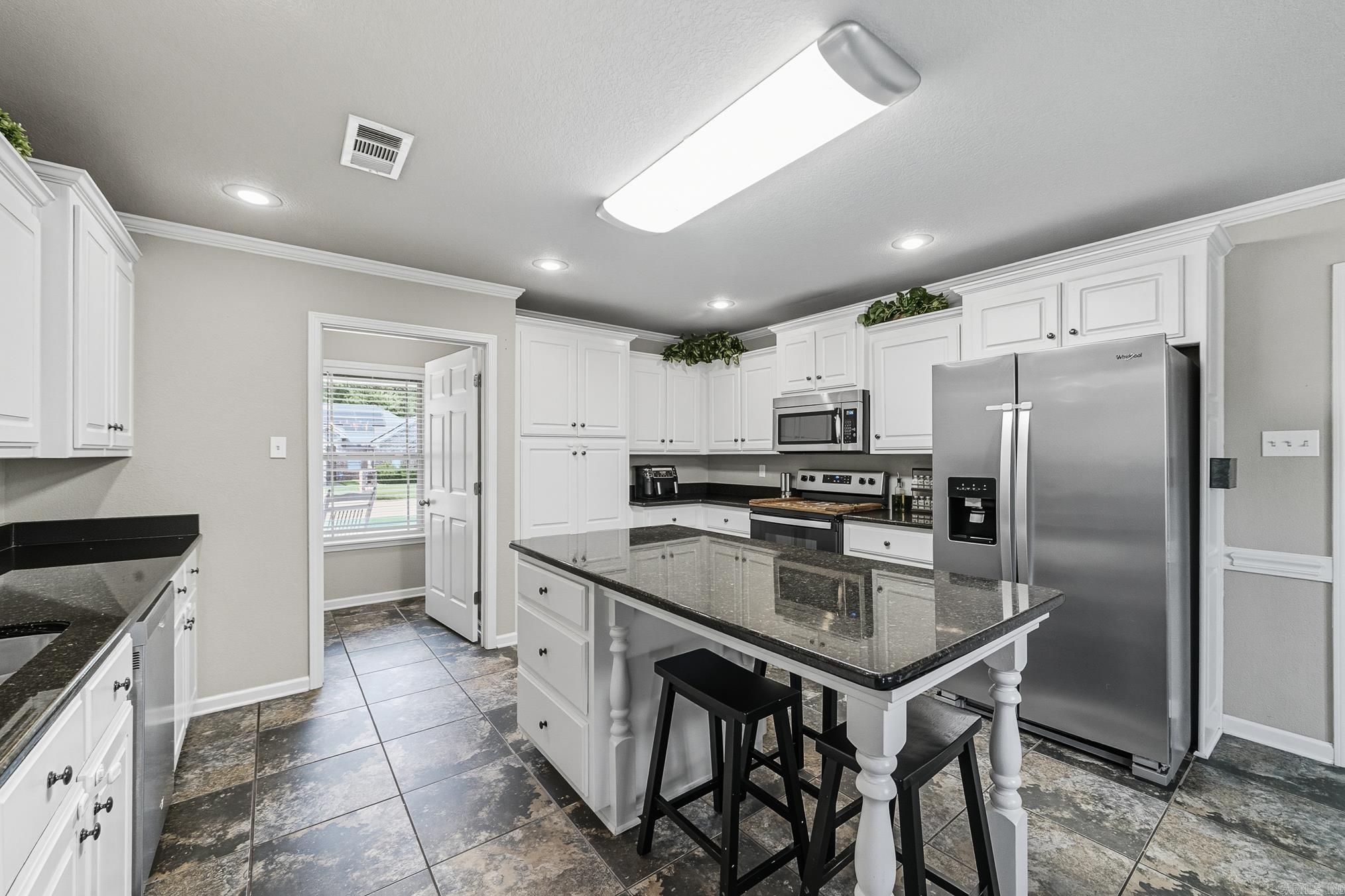 169 Creekside  Austin, AR
