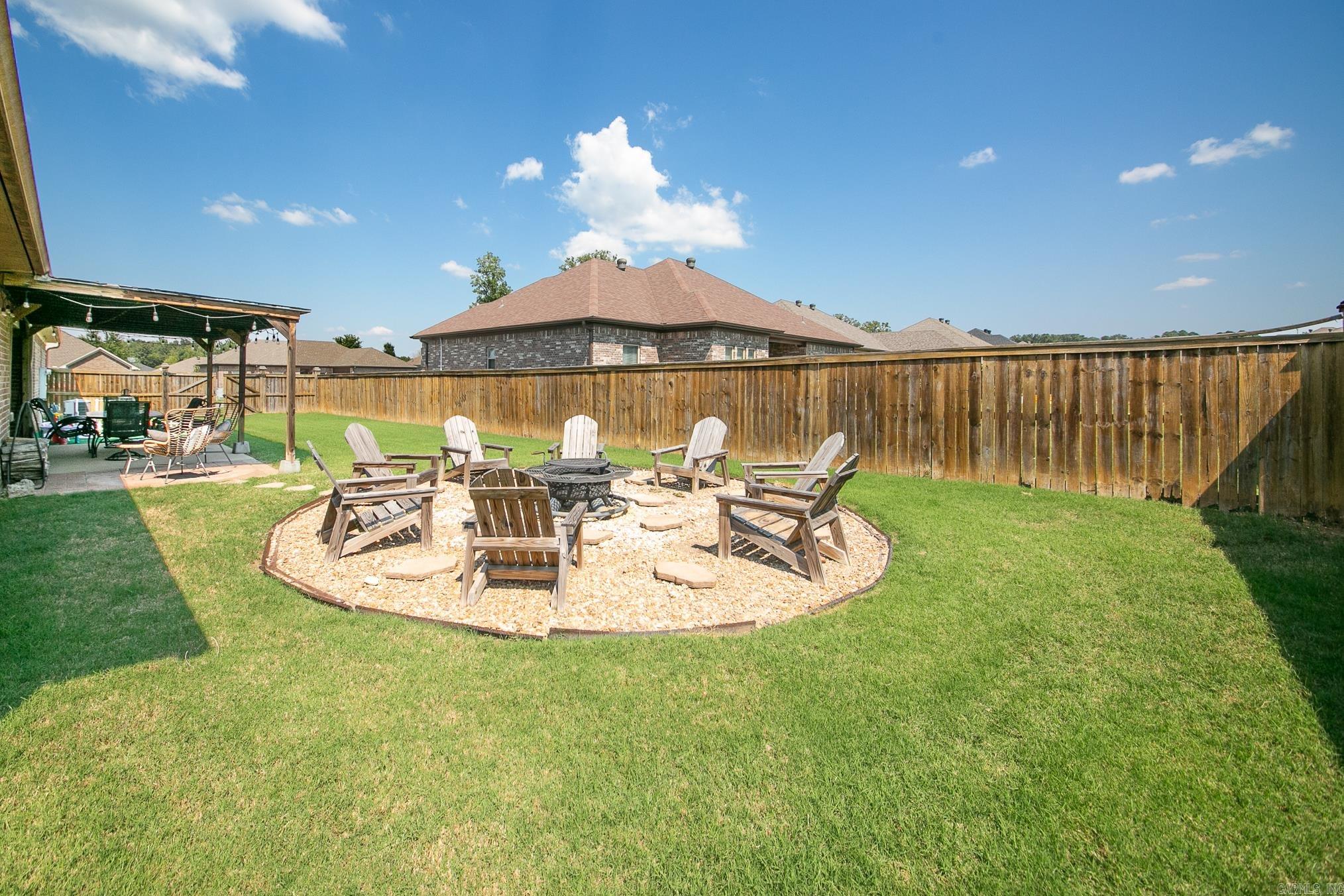 169 Creekside  Austin, AR