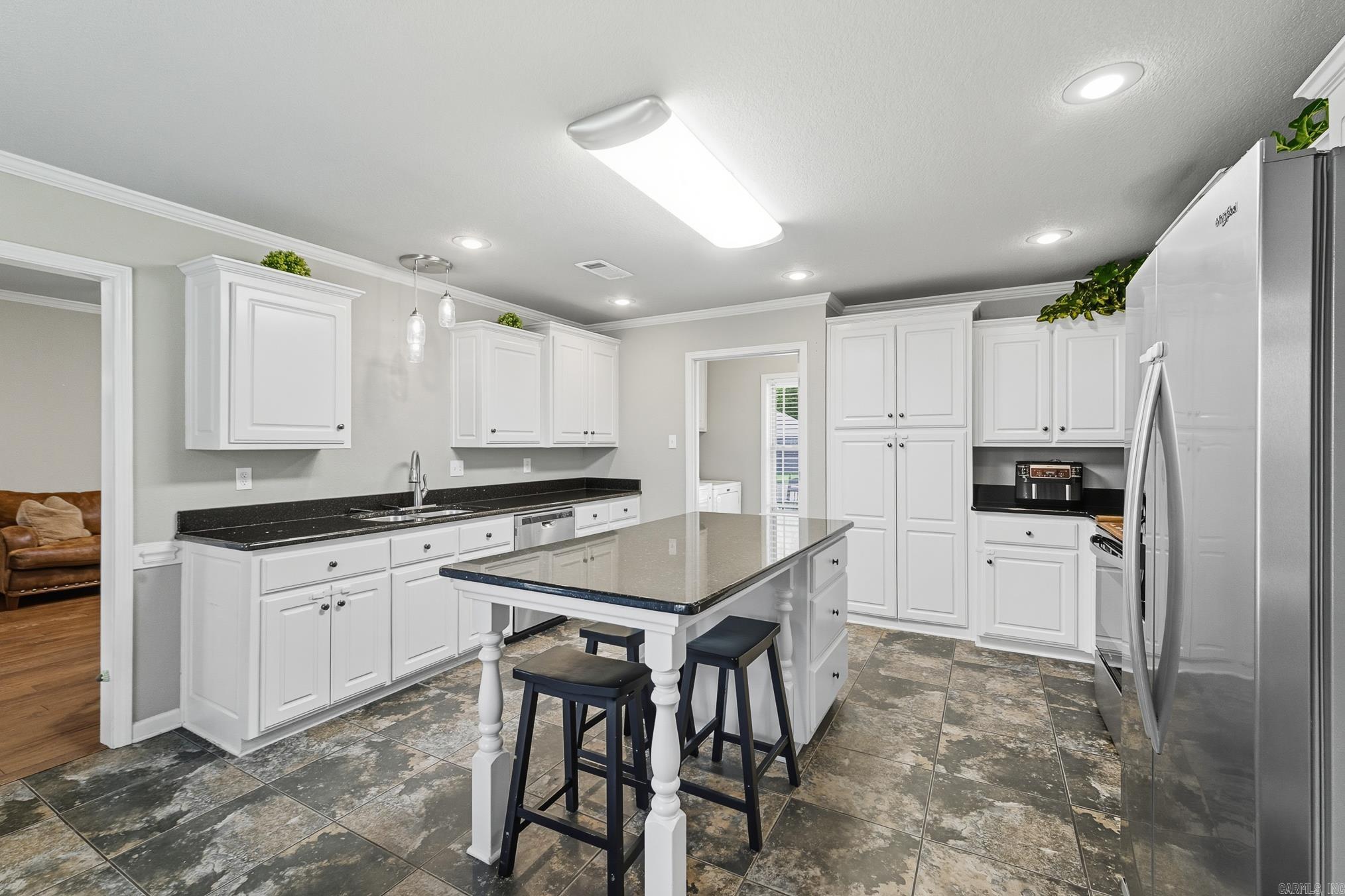 169 Creekside  Austin, AR
