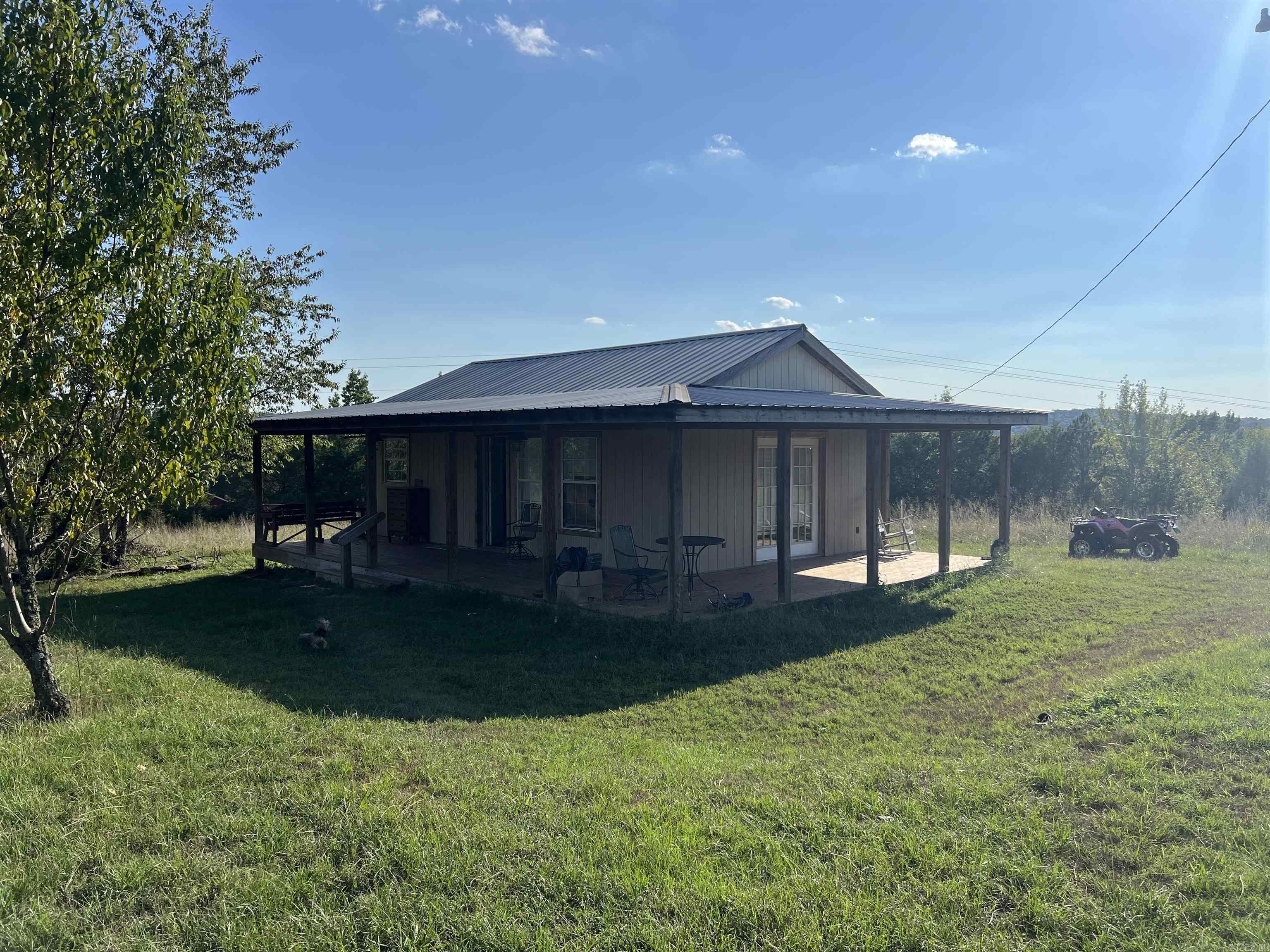 1435 Burnt Ridge Rd (Cabin)  Shirley, AR