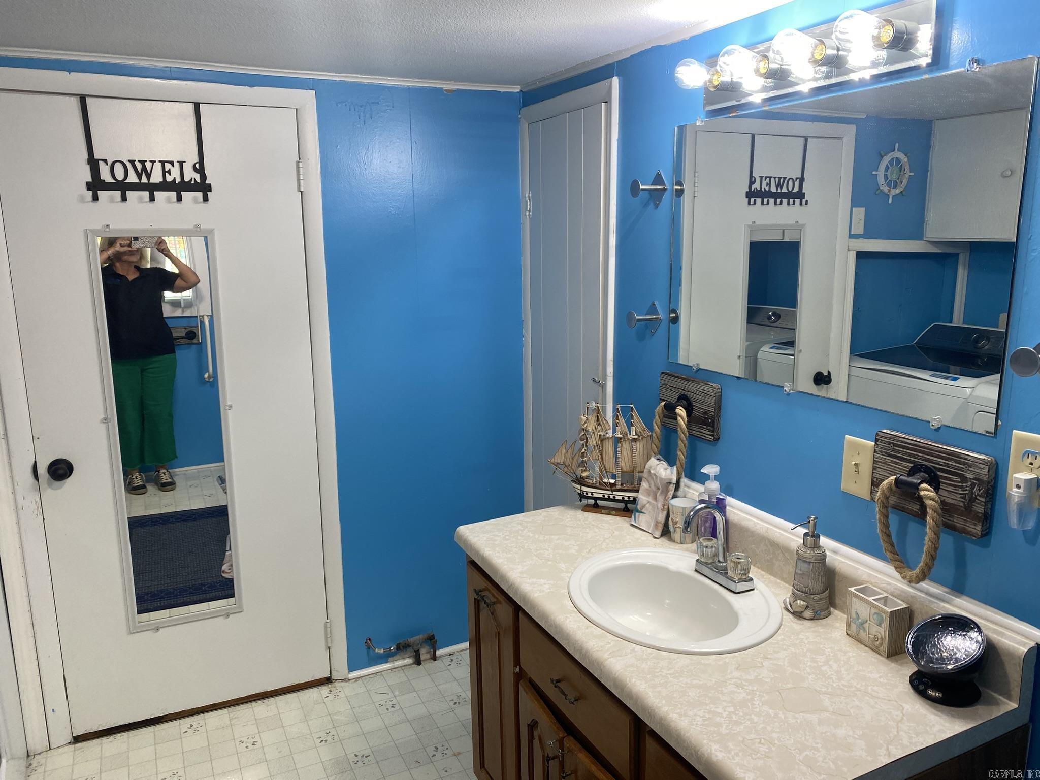 1931 Lawrence  Onia, AR